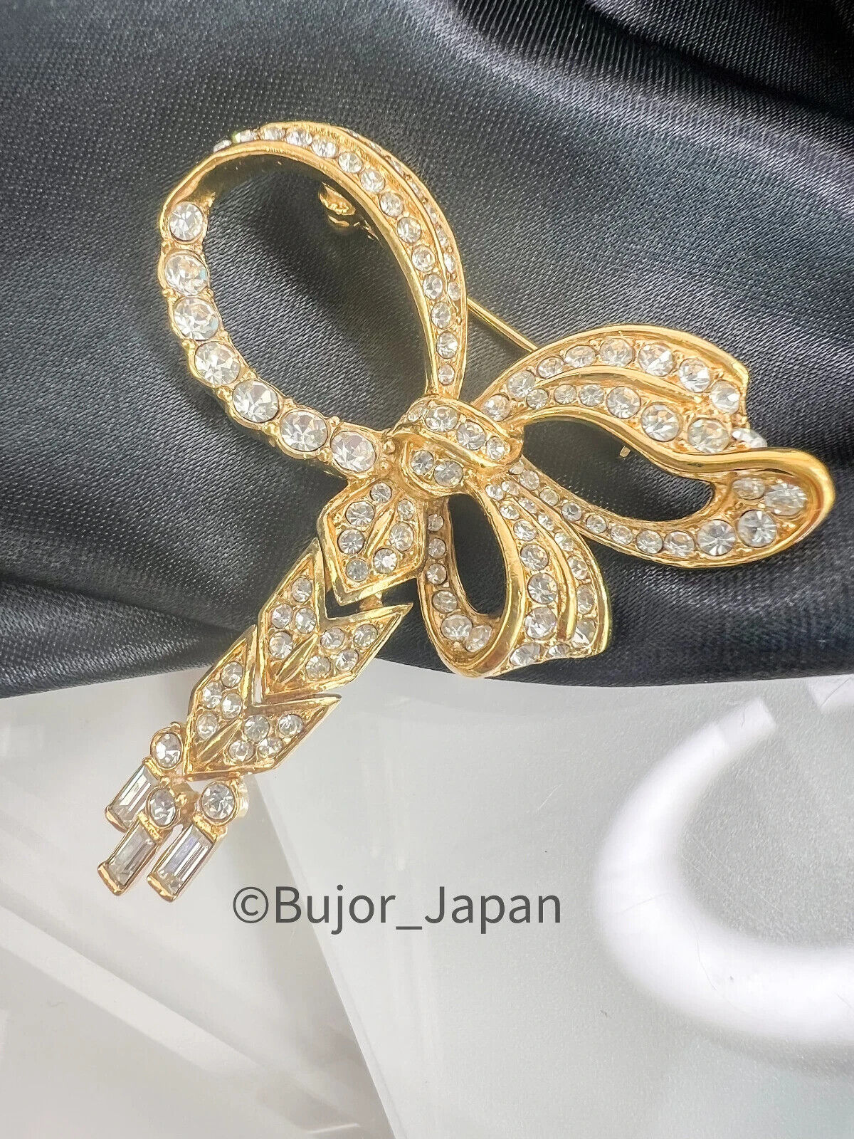 A&S Gold Tone Vintage Brooch Pin Ribbon Bow Rhinestones