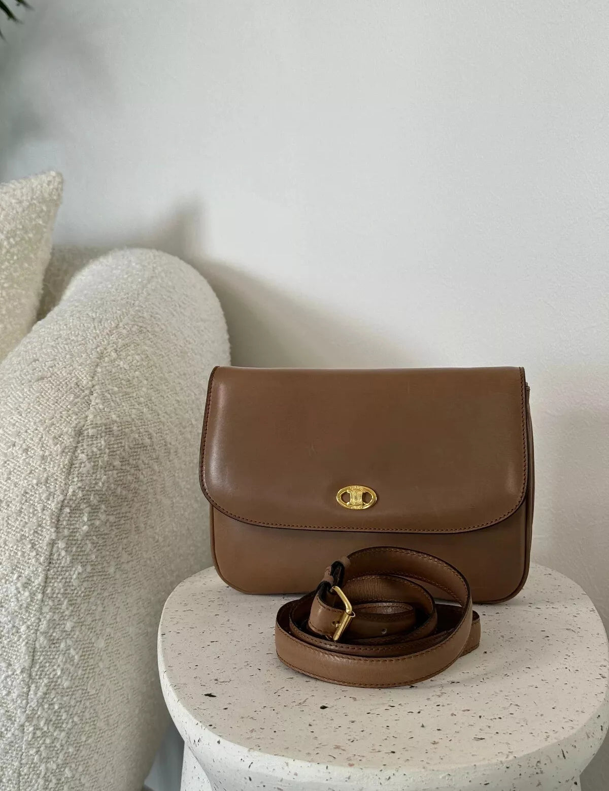 CELINE_BAG_TRIOMPHE_SHOULDER_BAG_1.webp