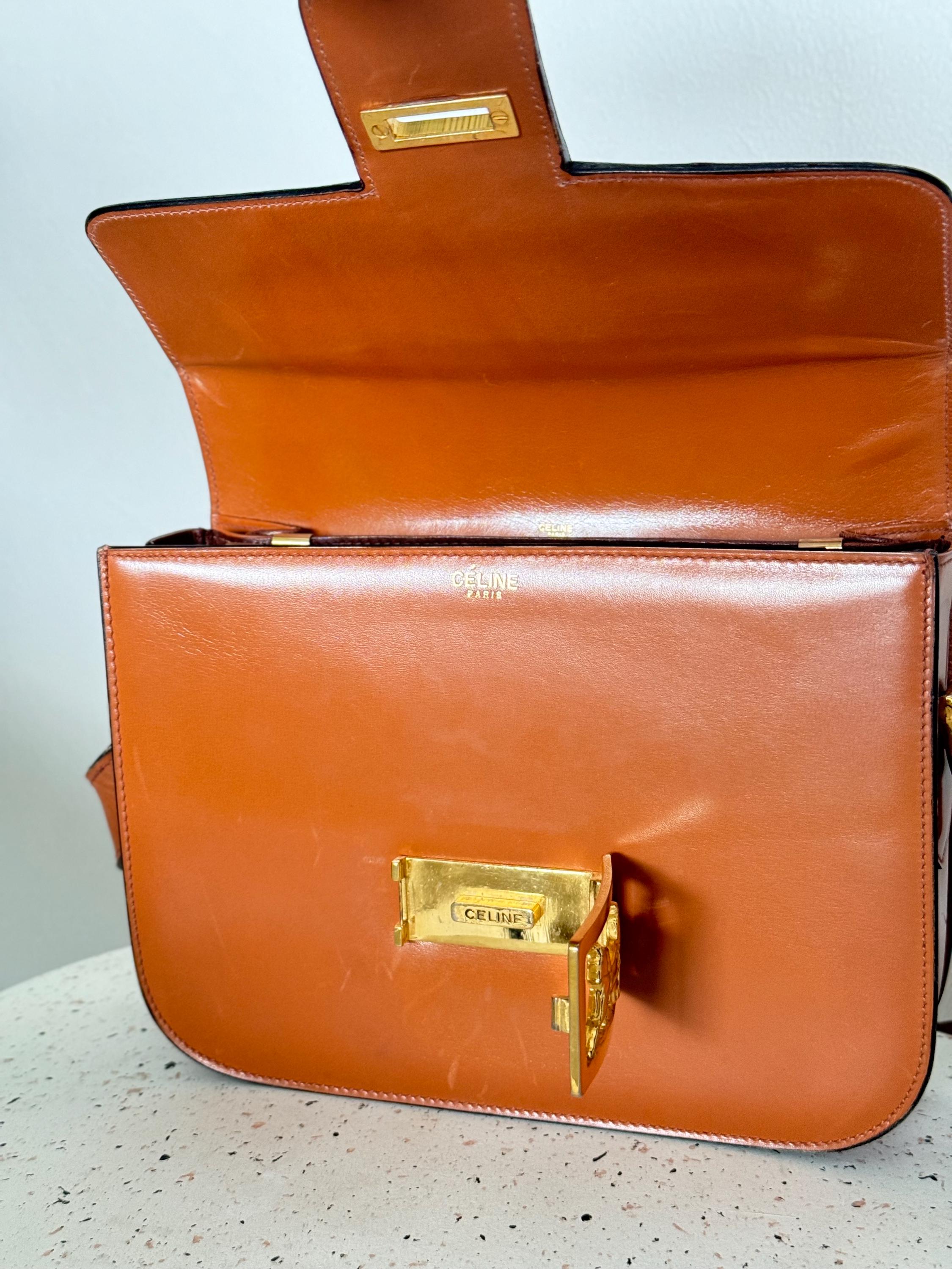 Vintage Celine bag, Celine  Paris Horse carriage Shoulder Bag Brown box Made in Italy, Celine box  bag, Celine 80s, Rare Celine bag