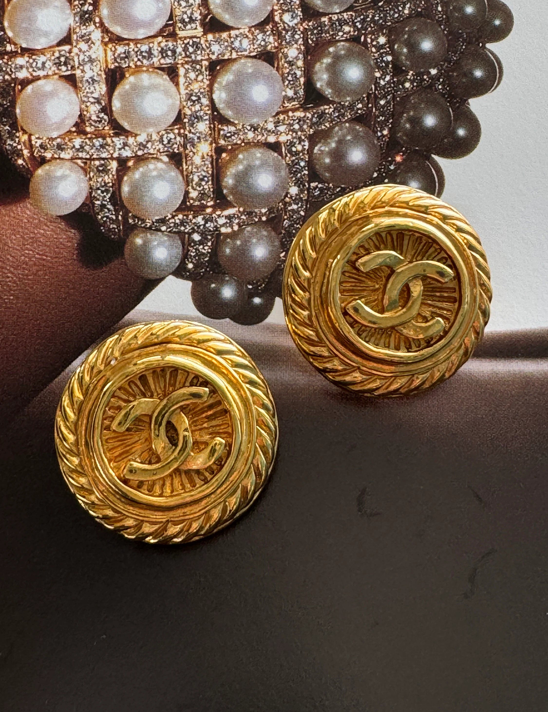 Vintage Chanel Earrings, Gold Tone Earrings, Made in France, Chanel CC Logo, Vintage Earrings, Clip on Earrings, Vintage Jewelry Gold