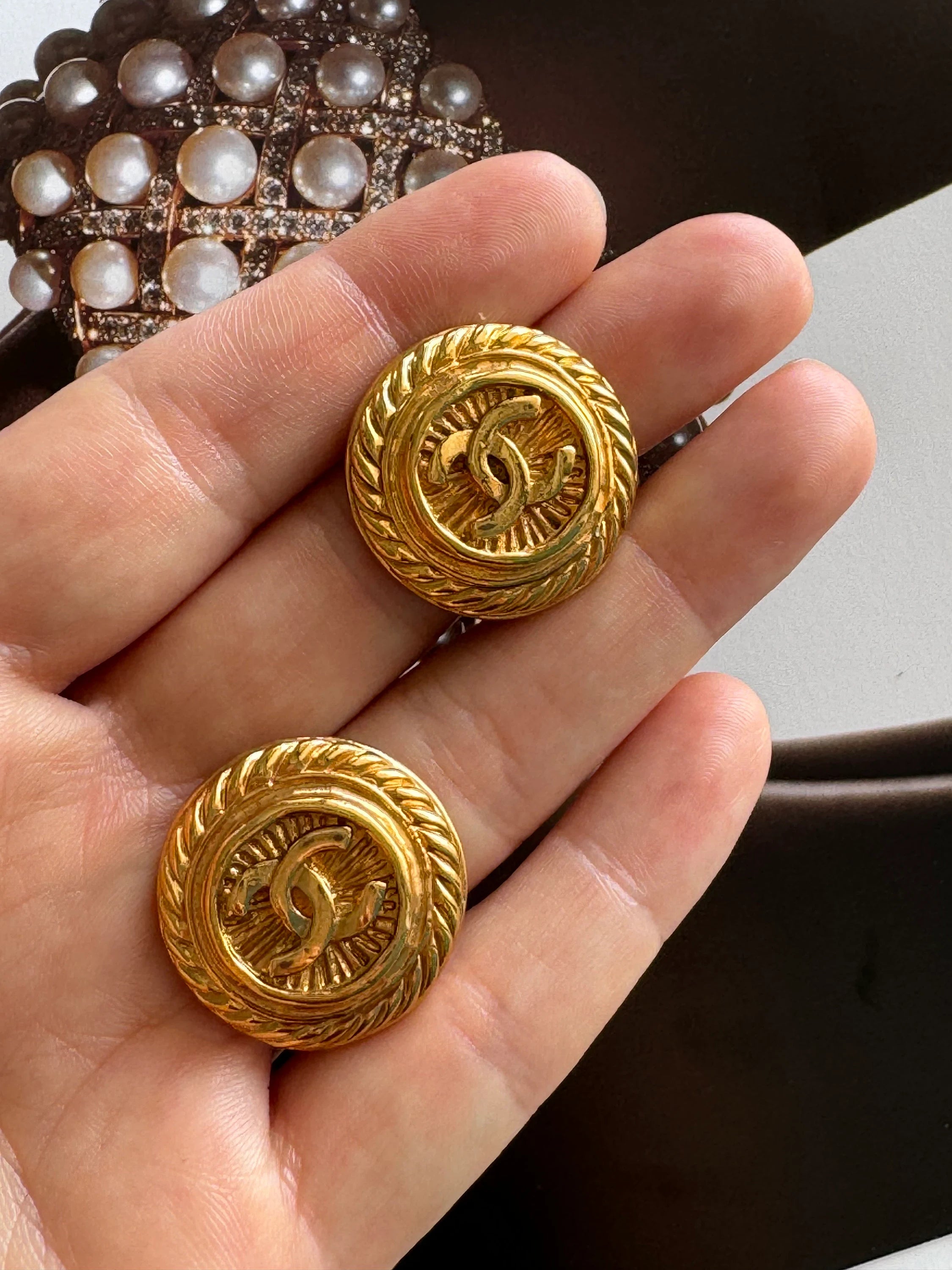 Vintage Chanel Earrings, Gold Tone Earrings, Made in France, Chanel CC Logo, Vintage Earrings, Clip on Earrings, Vintage Jewelry Gold