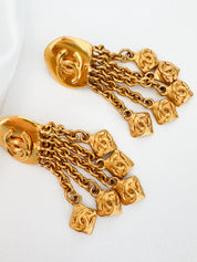 Chanel Vintage Gold CC Earrings • 1996 Collection • Clip-On Dangle • 5.3 cm • Chain Drop Logo Earrings • Signed Chanel