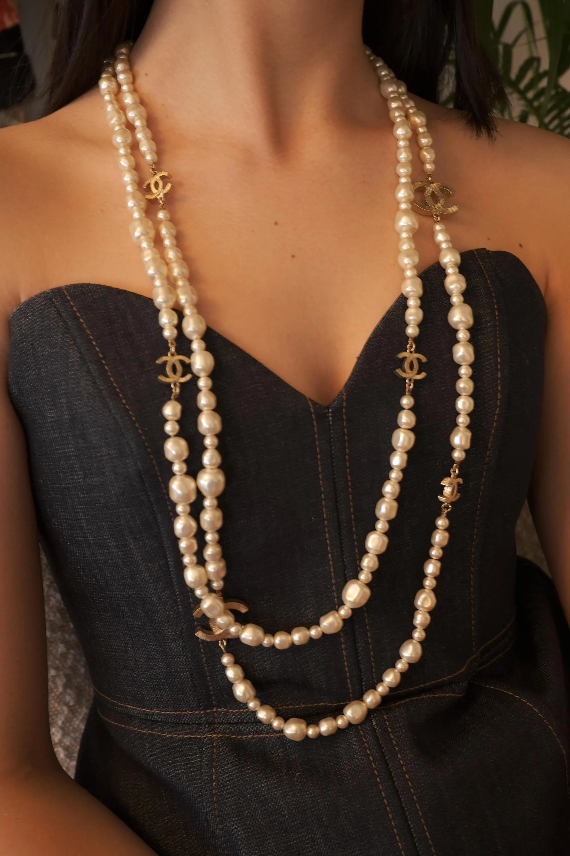 Chanel Necklace Authentic, CC Logo Charm Gold Tone Necklace, Made in France, baroque Pearl Necklace, Chain Necklace, Vintage Jewelry