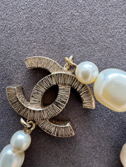 Chanel Necklace Authentic, CC Logo Charm Gold Tone Necklace, Made in France, baroque Pearl Necklace, Chain Necklace, Vintage Jewelry