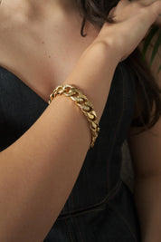 Vintage 1980s Christian Dior Gold-Plated Chain Link Bracelet with Beaded Crystals – Authentic Dior Jewelry, Rare Galliano Era Design