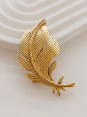 Vintage Dior gold leaf brooch large elegant refined designer jewelry