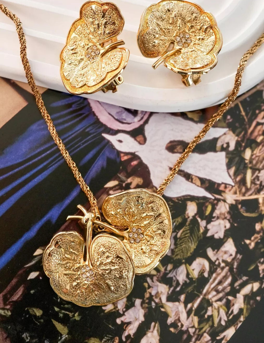 Vintage Christian Dior necklace, 1970s Dior jewelry, Dior floral necklace, Dior Leaf earrings, Christian Dior Jewelry sets, Dior collectible