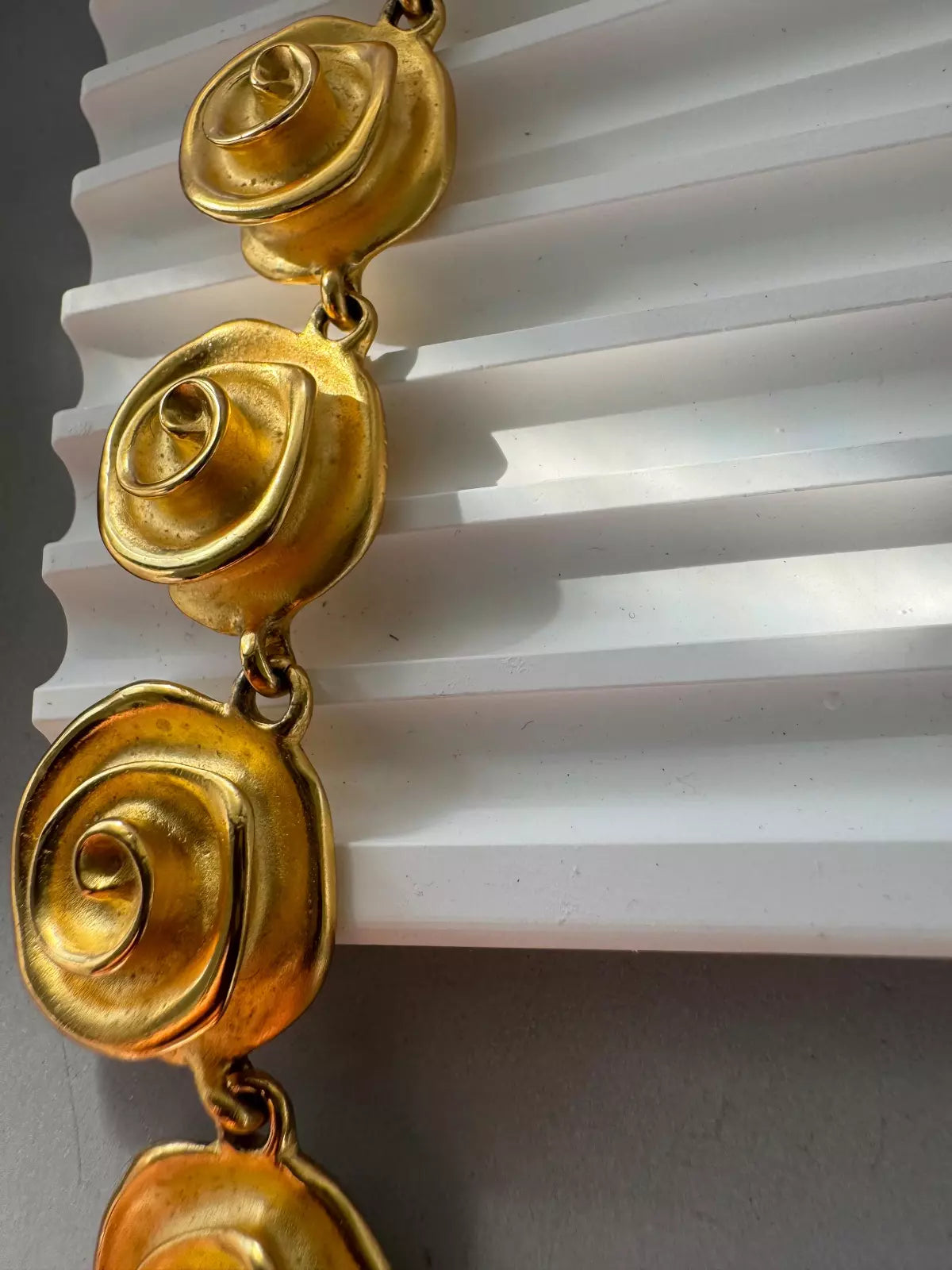Vintage Givenchy Necklace, Vintage Gold Tone Necklace Roses Necklace, Vintage Choker Necklace, Jewelry for Women, Gold Chain, Gift for her