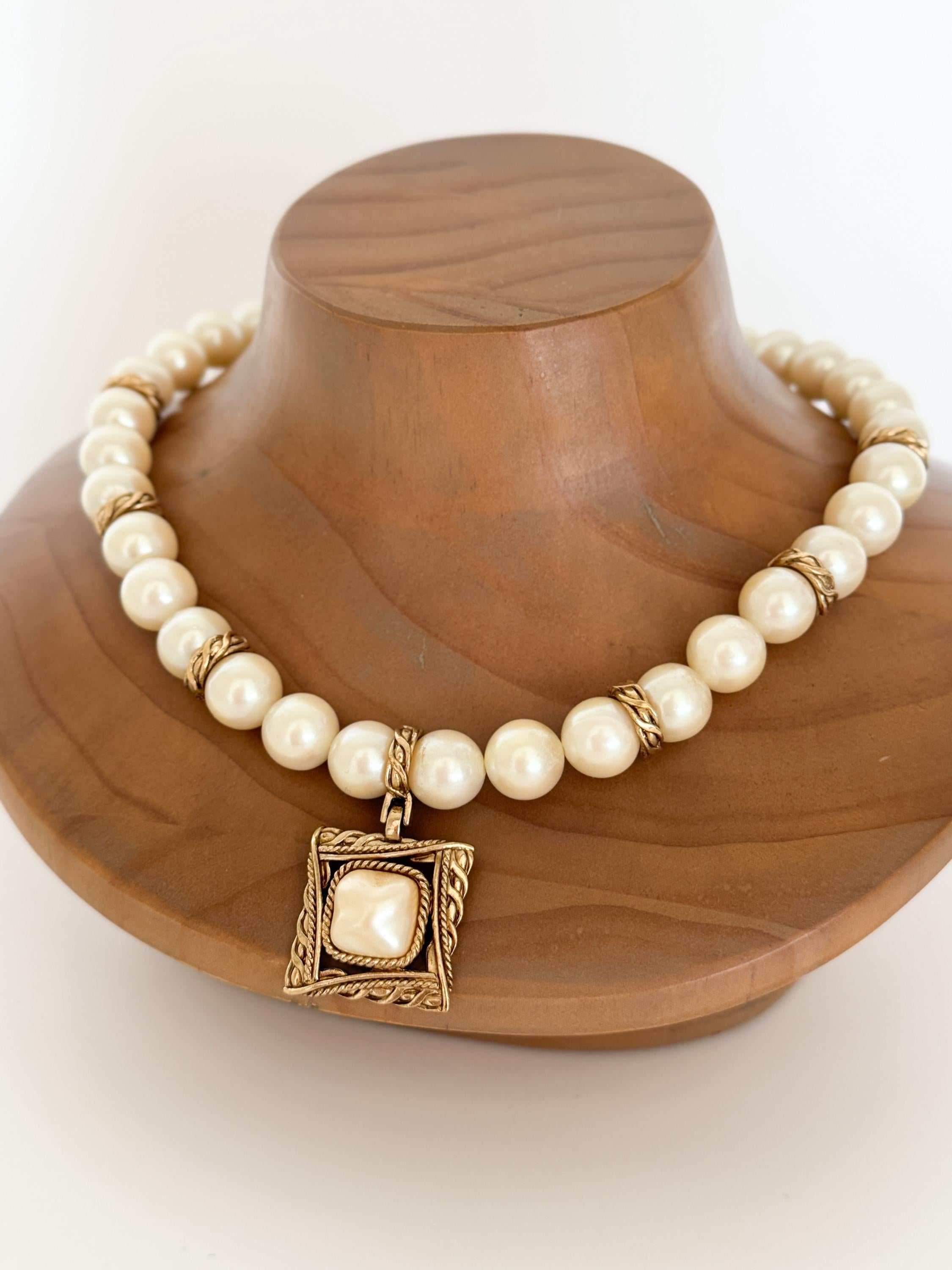 Vintage Givenchy Pearl Necklace • Gold Tone Pendant, 42cm Choker