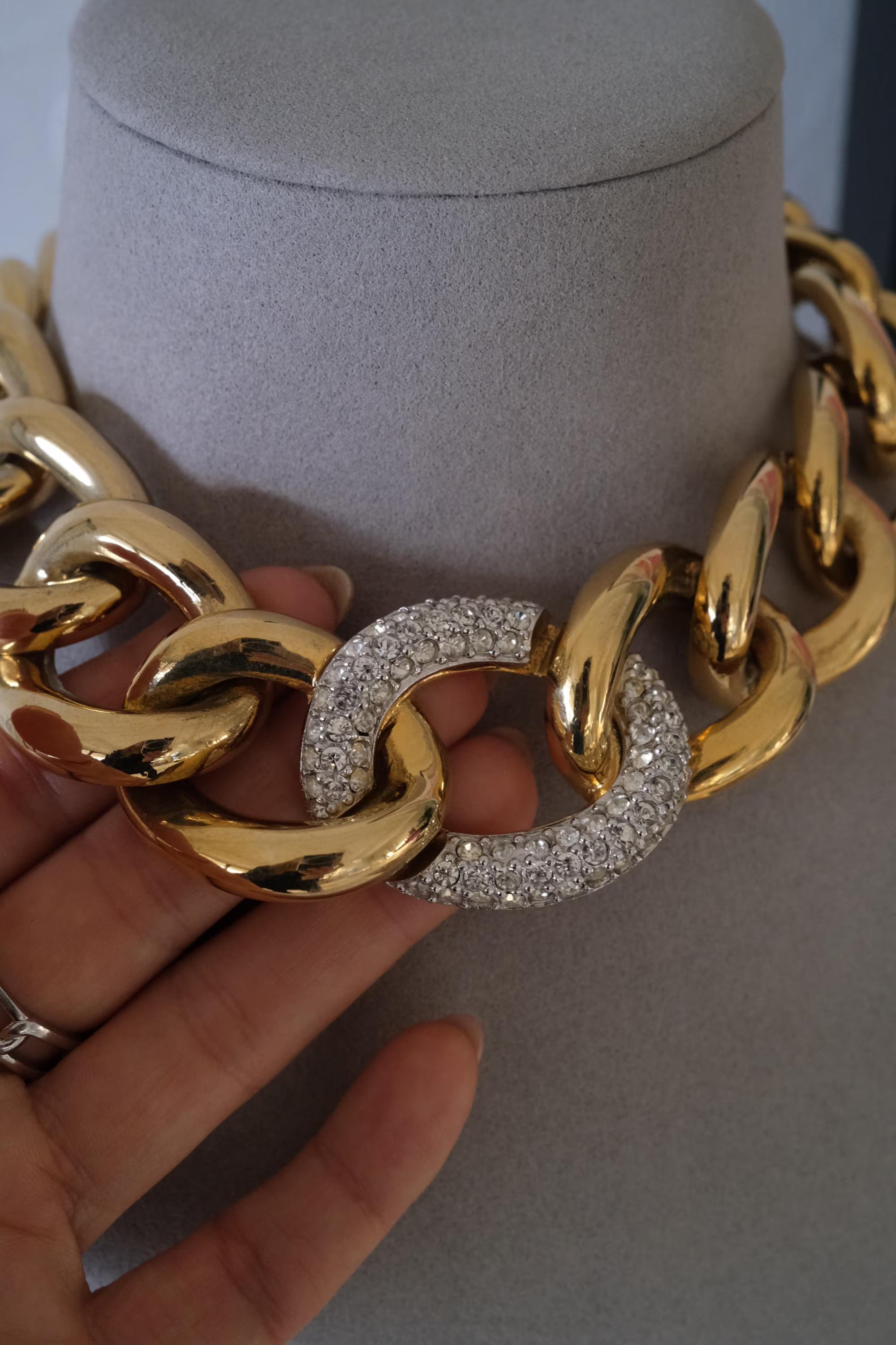 Vintage Givenchy chunky gold tone choker necklace, 1980s designer high end jewelry, classic bridal style, luxury vintage necklace gift for her