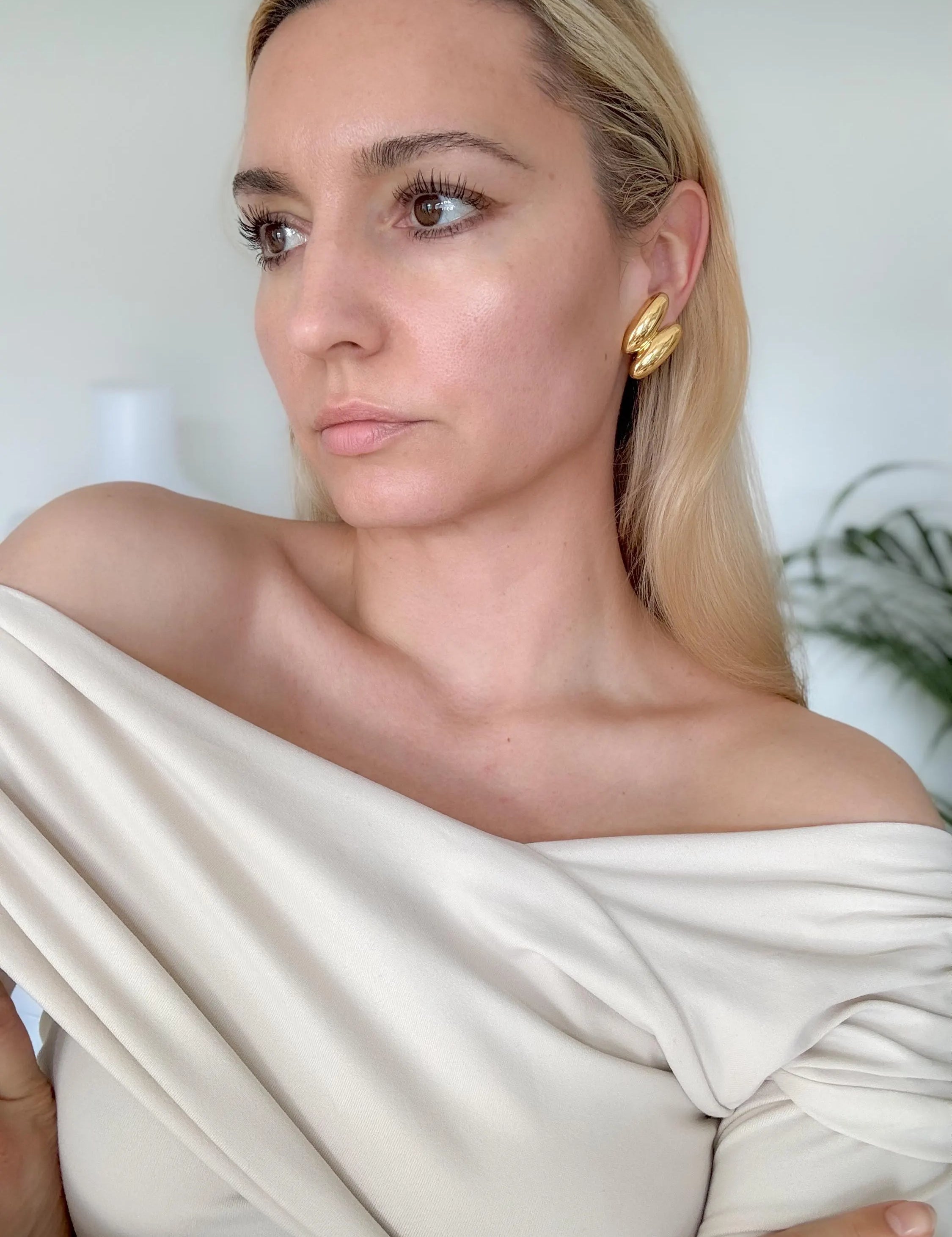 Vintage Givenchy large  Earrings, Gold Tone Earrings, Clip on Earrings, Tube   earrings , Gift for her, Vintage Earrings, Jewelry Earrings