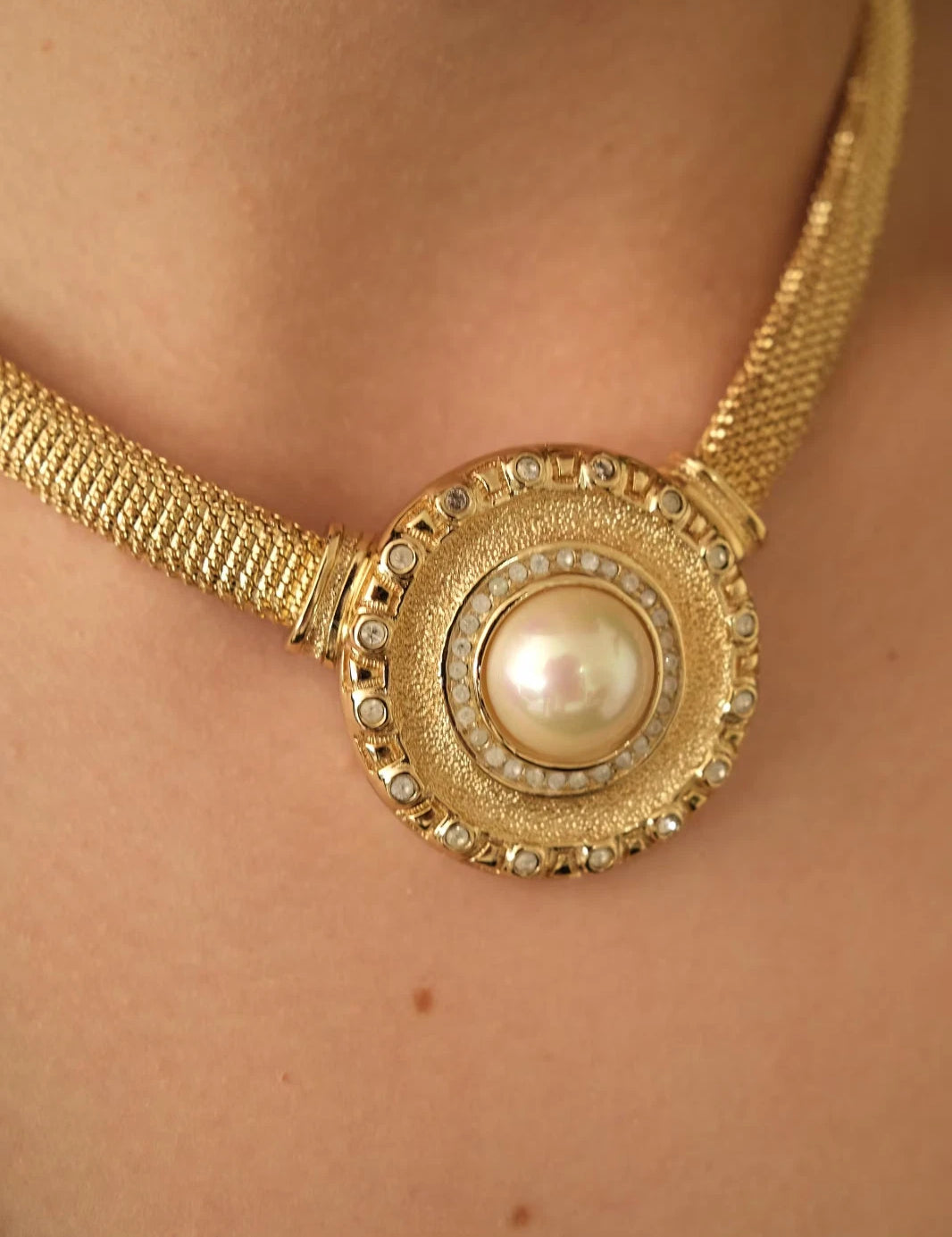 Grosse Necklace, Vintage Necklace Gold Tone Pendant Necklace, Faux Pearl Pendant, birthday gift, Gift for women, Jewelry for Women