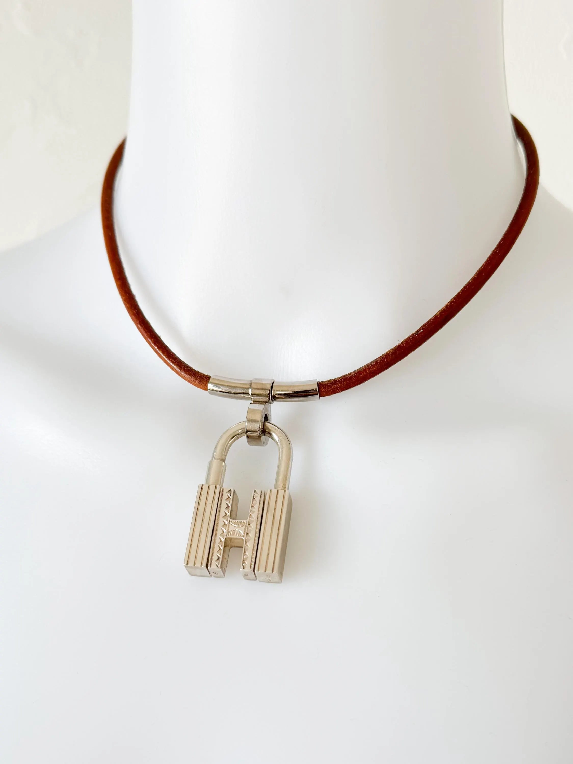 Vintage Hermes 1990-2000 H Touareg sterling silver 30g Cadena lock necklace, Hermes’ bag charm, Hermes’ necklace silver, Hermes’ sterling