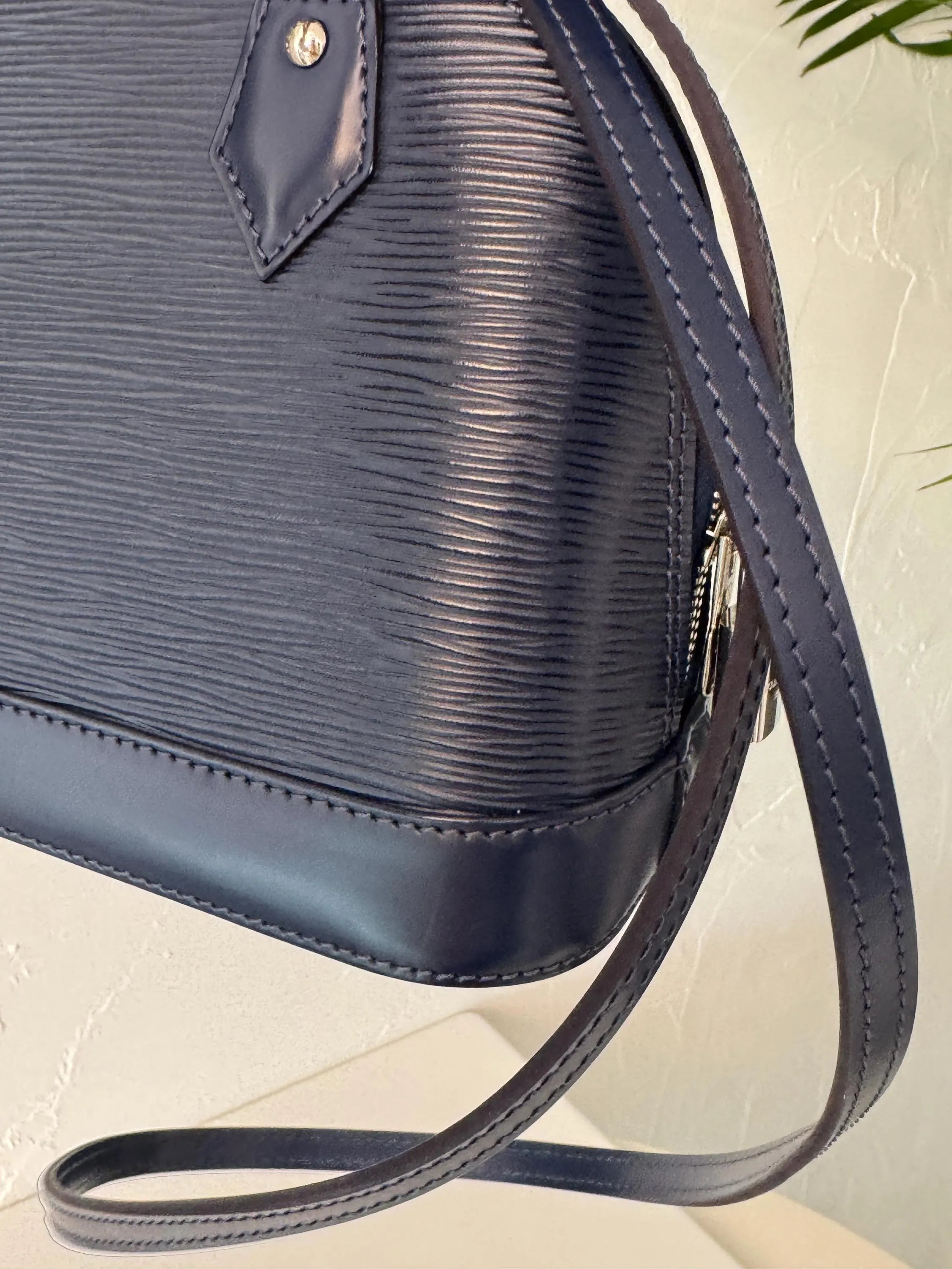 Authentic Louis Vuitton Alma BB Indigo Made in France M40855 Bag Leather Women Vintage Bags for Women