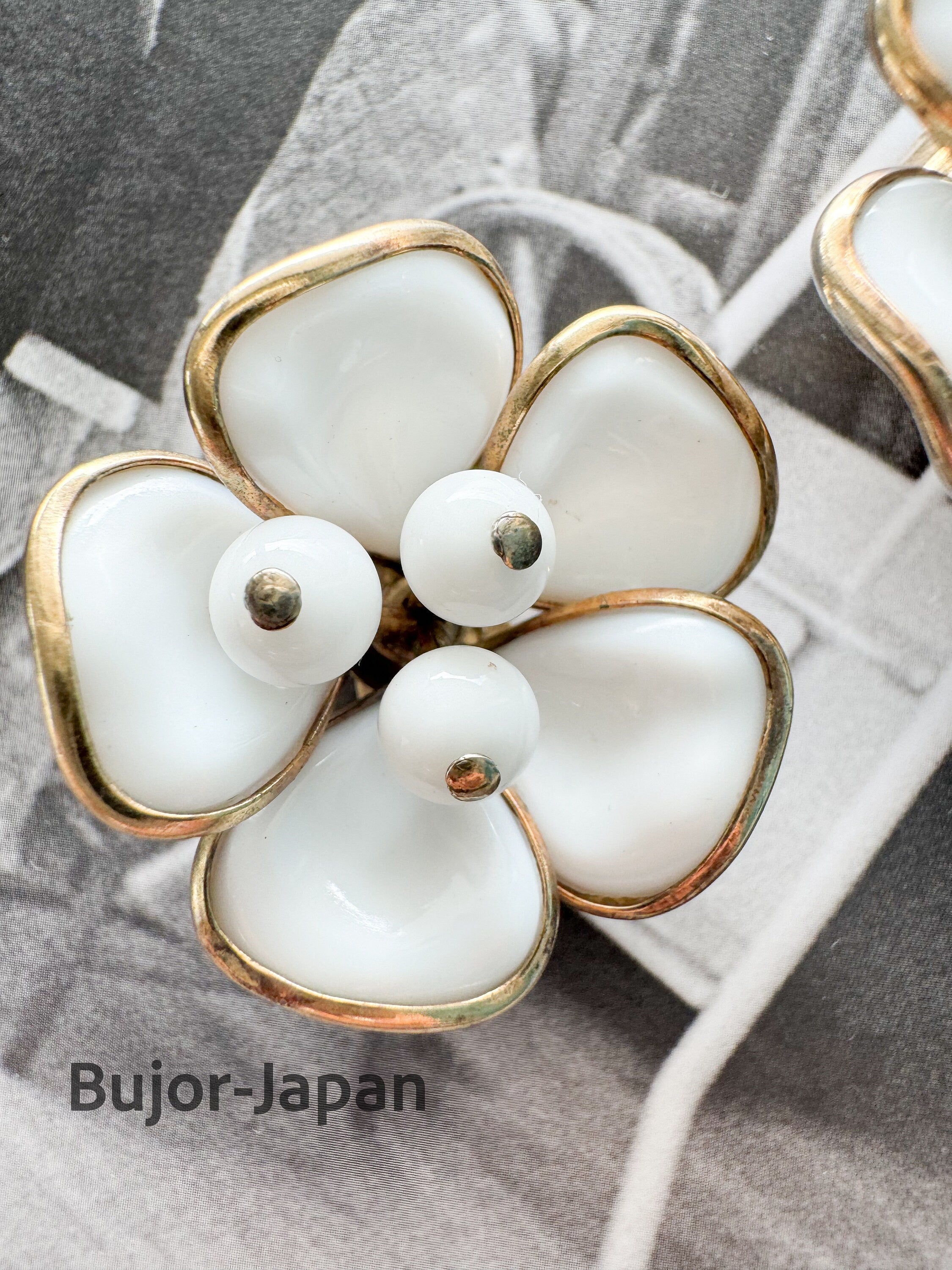 Vintage TRIFARI earrings , vintage Alfred Phillipe Crown trifari Camellia Poured glass earrings , poured glass flower earrings