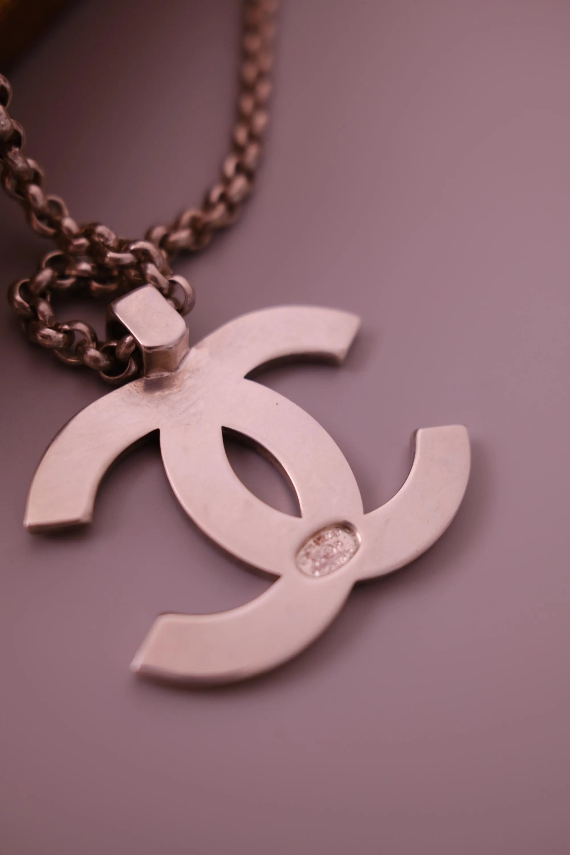 Vintage CHANEL 1998 necklace CC logo pendant and CHANEL designer details