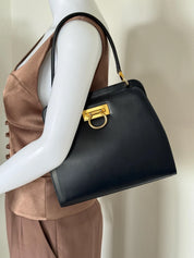 Vintage Celine Paris Made in Italy Top Handle  Handbag bag shoulder Dark Navy Blue leather  beautiful vintage bag