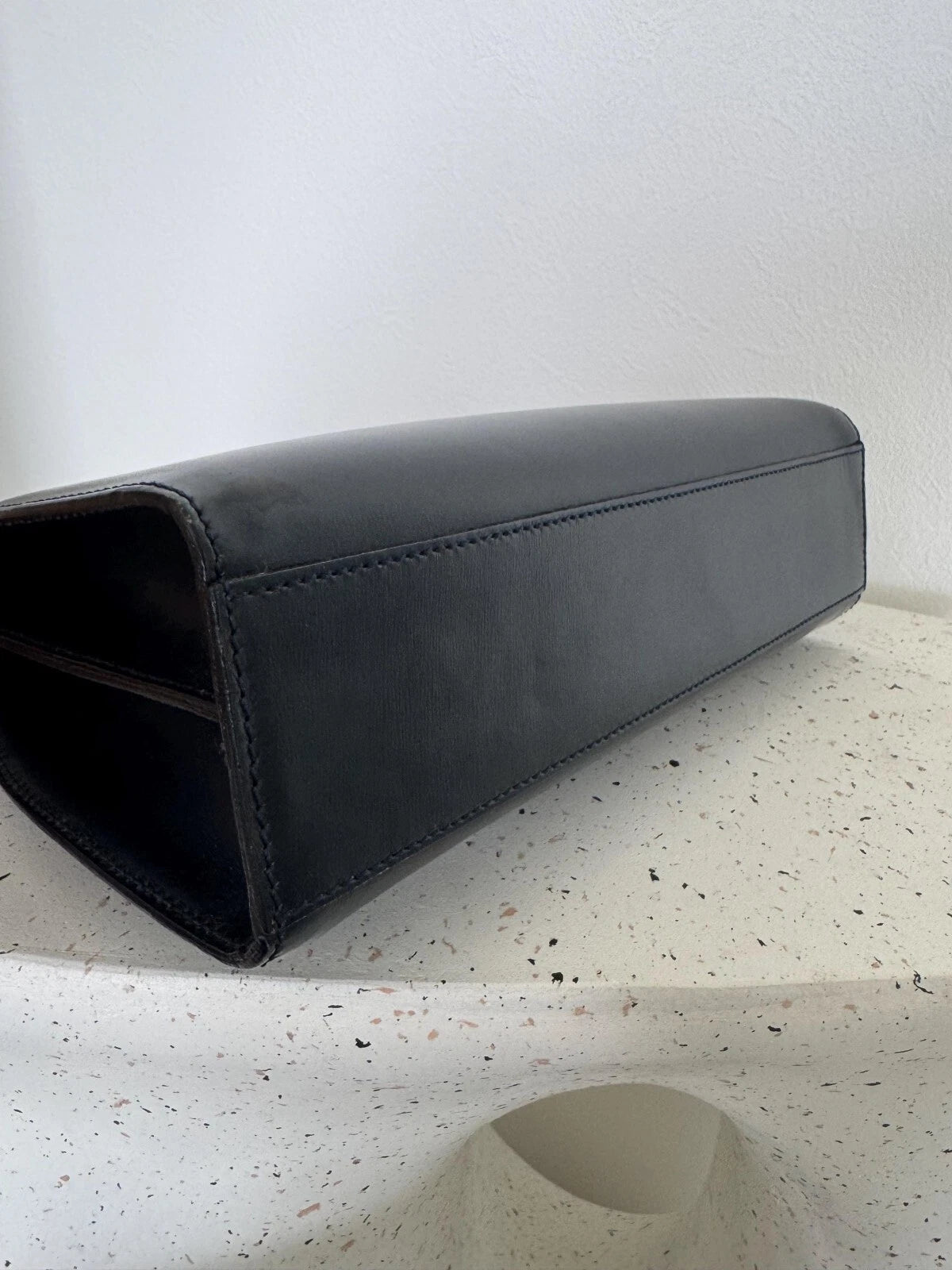 Vintage Celine Paris Made in Italy Top Handle  Handbag bag shoulder Dark Navy Blue leather  beautiful vintage bag