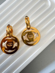 Vintage Chanel Earrings, Gold Tone Earrings, Made in France, Chanel CC Logo, Vintage Earrings, Clip on Earrings, Vintage Jewelry Gold