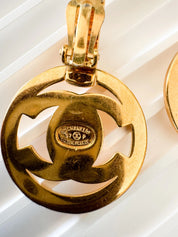 Vintage Chanel Earrings, Gold Tone Earrings, Made in France, Chanel CC Logo, Vintage Earrings, Clip on Earrings, Vintage Jewelry Gold
