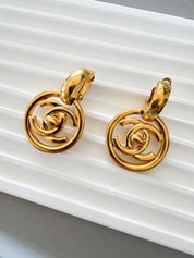 Vintage Chanel Earrings, Gold Tone Earrings, Made in France, Chanel CC Logo, Vintage Earrings, Clip on Earrings, Vintage Jewelry Gold