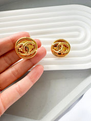 Vintage Chanel Earrings, Gold Tone Earrings, Made in France, Chanel CC Logo, Vintage Earrings, Clip on Earrings, Vintage Jewelry Gold