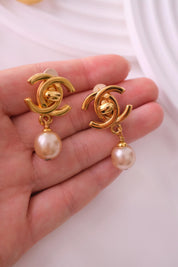 Vintage Chanel Earrings, Gold Tone Earrings, Made in France, Chanel CC Logo, Vintage Earrings, Clip on Earrings, Vintage Jewelry Gold