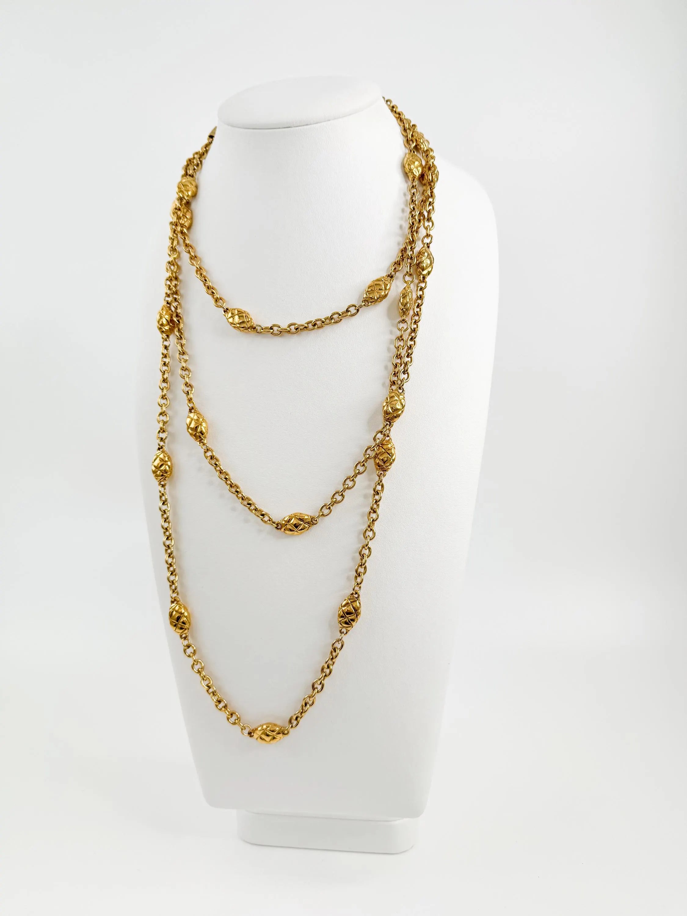 Vintage Chanel Necklace, Choker Necklace, Gold Tone Necklace, Made in France, Gold Coin Necklace, Medallion Necklace, Chanel Stamp necklace
