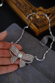 Vintage Christian Dior Germany crystal bow choker measuring approximately 42 cm in length with a 4.2 cm bow