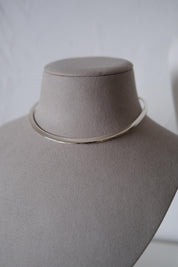 Vintage GUCCI 925 sterling silver rigid open collar choker necklace, signed GUCCI Made in Italy