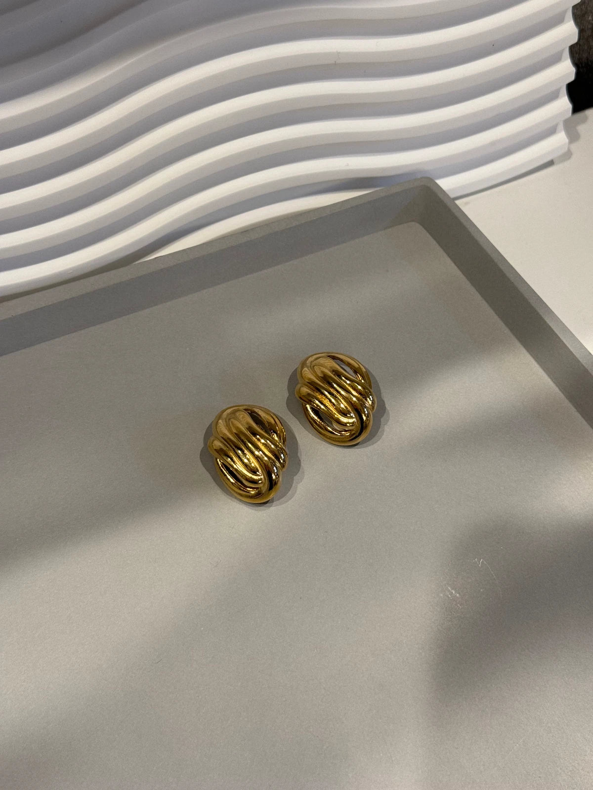 Vintage Givenchy large  Earrings, Gold Tone Earrings, Clip on Earrings, Knot  earrings , Gift for her, Vintage Earrings, Jewelry Earrings