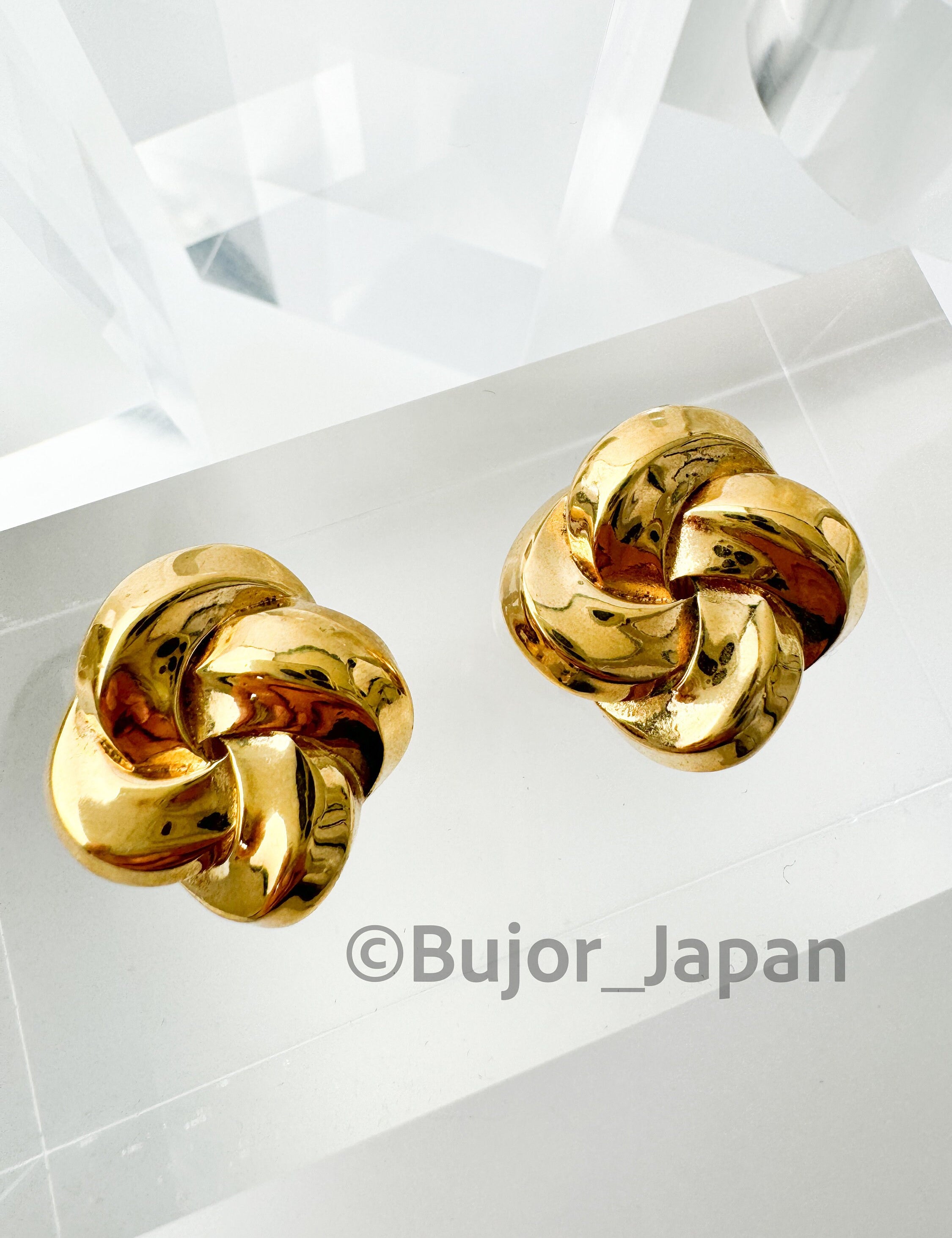 Vintage Givenchy Earrings, knot Gold Tone Earrings, Clip on Earrings, twisted earrings, Gift for her, Vintage Earrings, Gift for mom