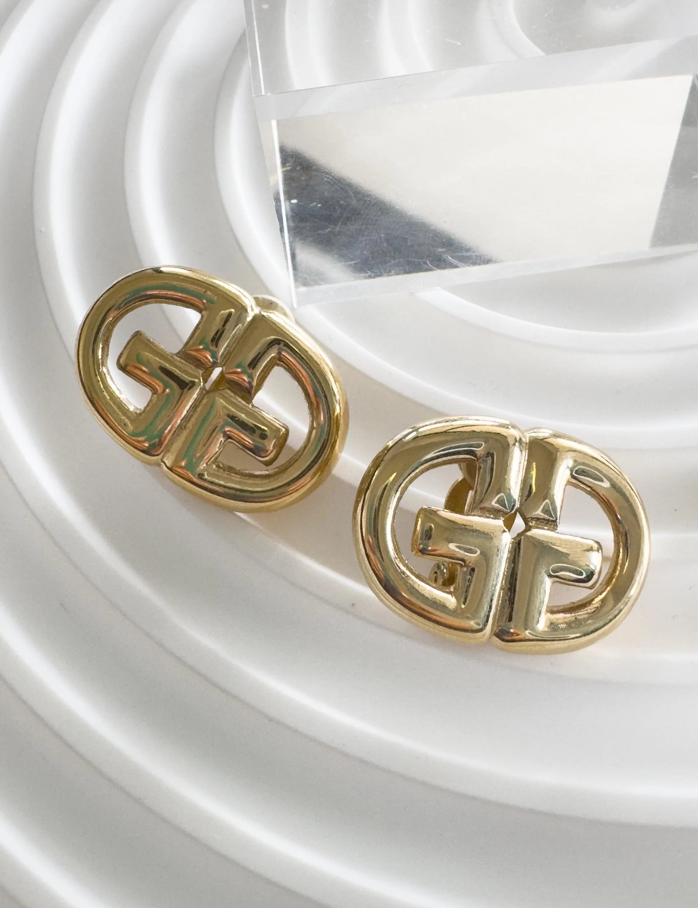 Vintage Givenchy GG Logo Earrings, Gold Tone Clip-On, 1980s Designer Jewelry, vintage Earrings, Jewelry for Women, Personalized Gifts