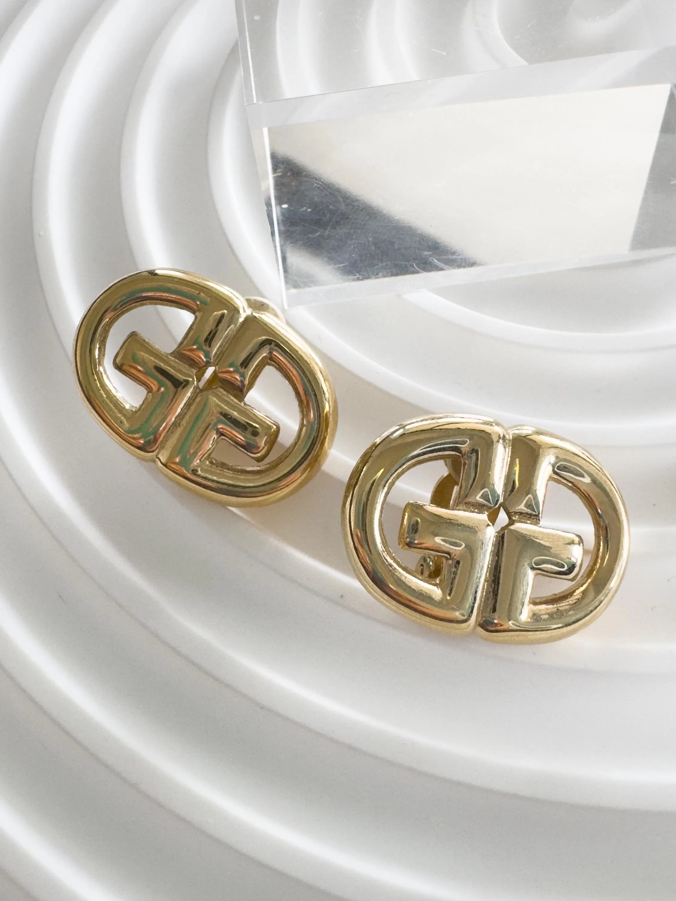 Vintage Givenchy GG Logo Earrings, Gold Tone Clip-On, 1980s Designer Jewelry, vintage Earrings, Jewelry for Women, Personalized Gifts