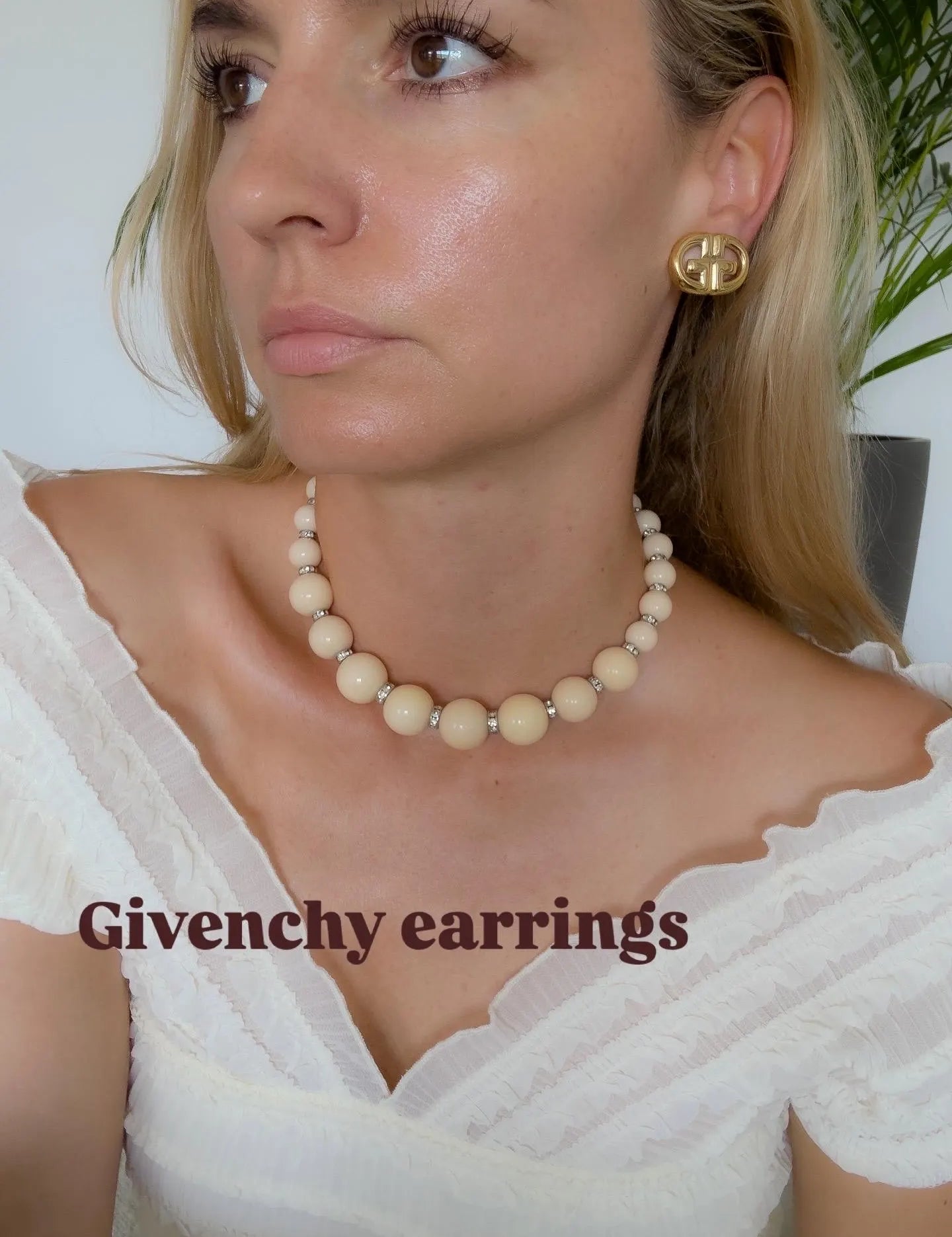 Vintage Givenchy GG Logo Earrings, Gold Tone Clip-On, 1980s Designer Jewelry, vintage Earrings, Jewelry for Women, Personalized Gifts