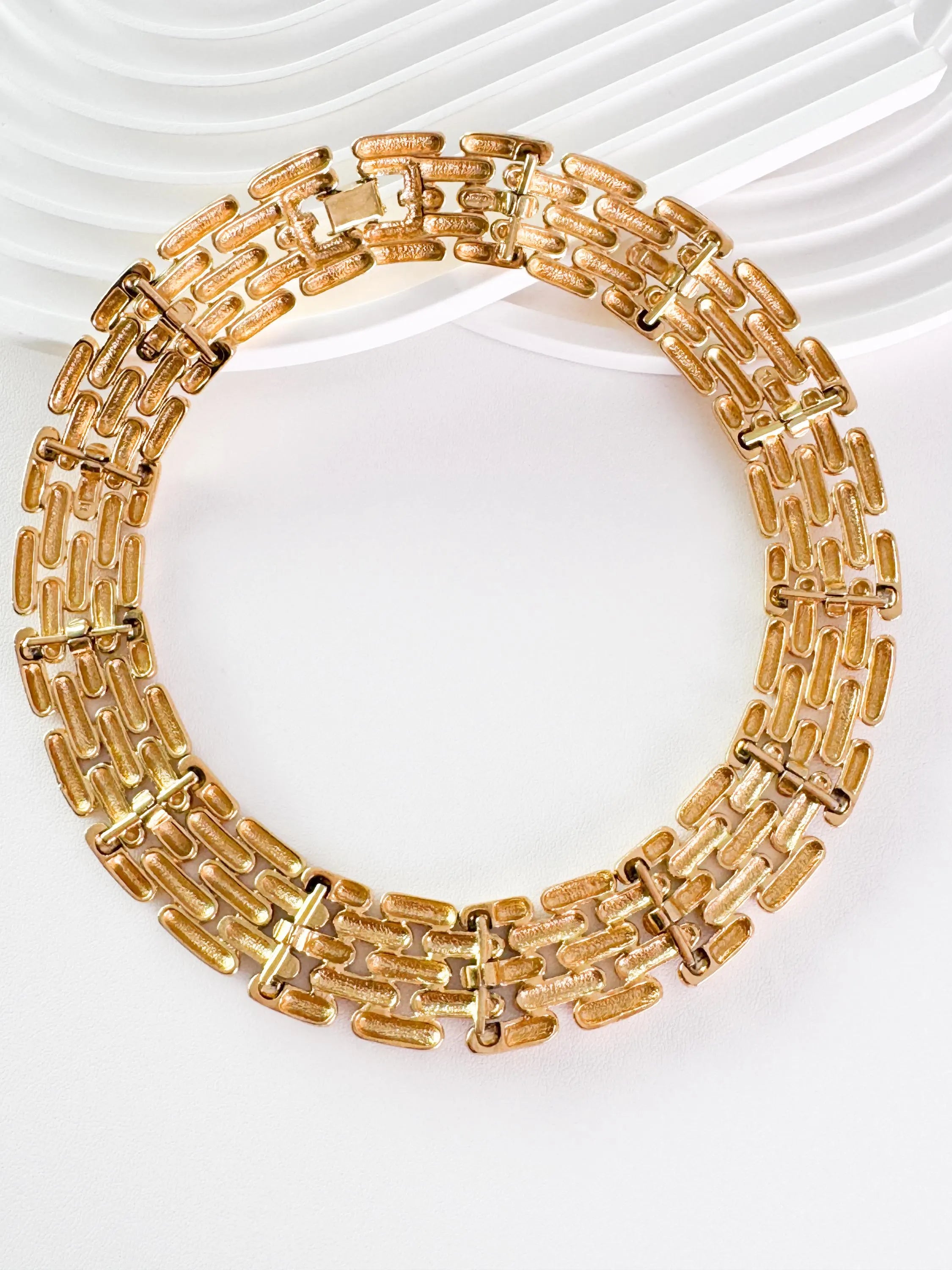Vintage Givenchy Gold-Plated Choker Necklace: Articulated Link Bridal Jewelry, Jewelry for Women, Jewelry necklace, Chain Necklace Gold, necklace for women, Anniversary Gift, Jewelry for dress