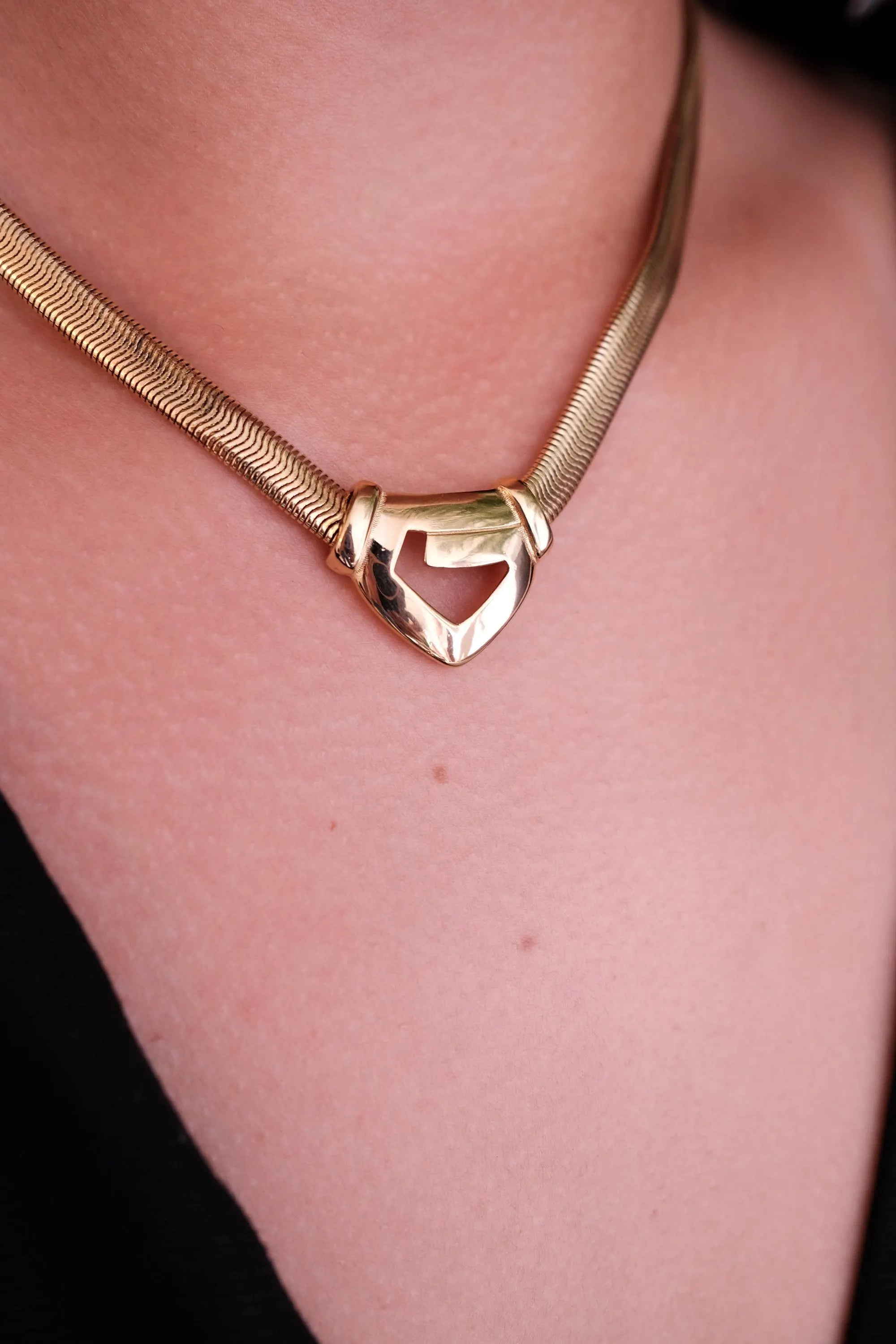 Vintage Givenchy Necklace, Vintage Gold Tone Necklace, Logo Necklace, Vintage Choker Necklace, Snake chain choker , Gold Chain, Gift for her