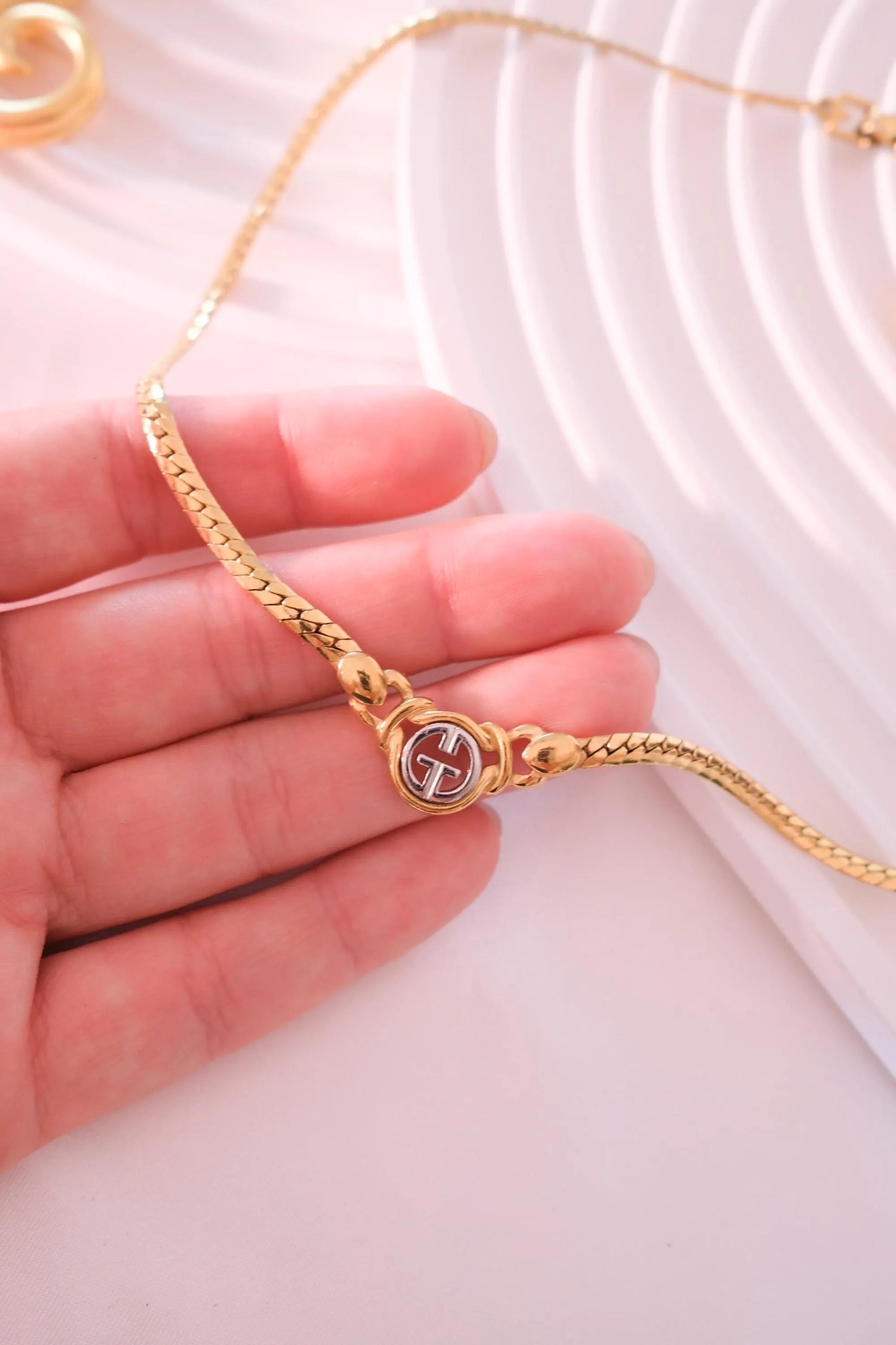 Vintage Givenchy Necklace, Vintage Gold Tone Necklace, Logo Necklace, Vintage Choker Necklace, Jewelry for Women, Gold Chain, Gift for her