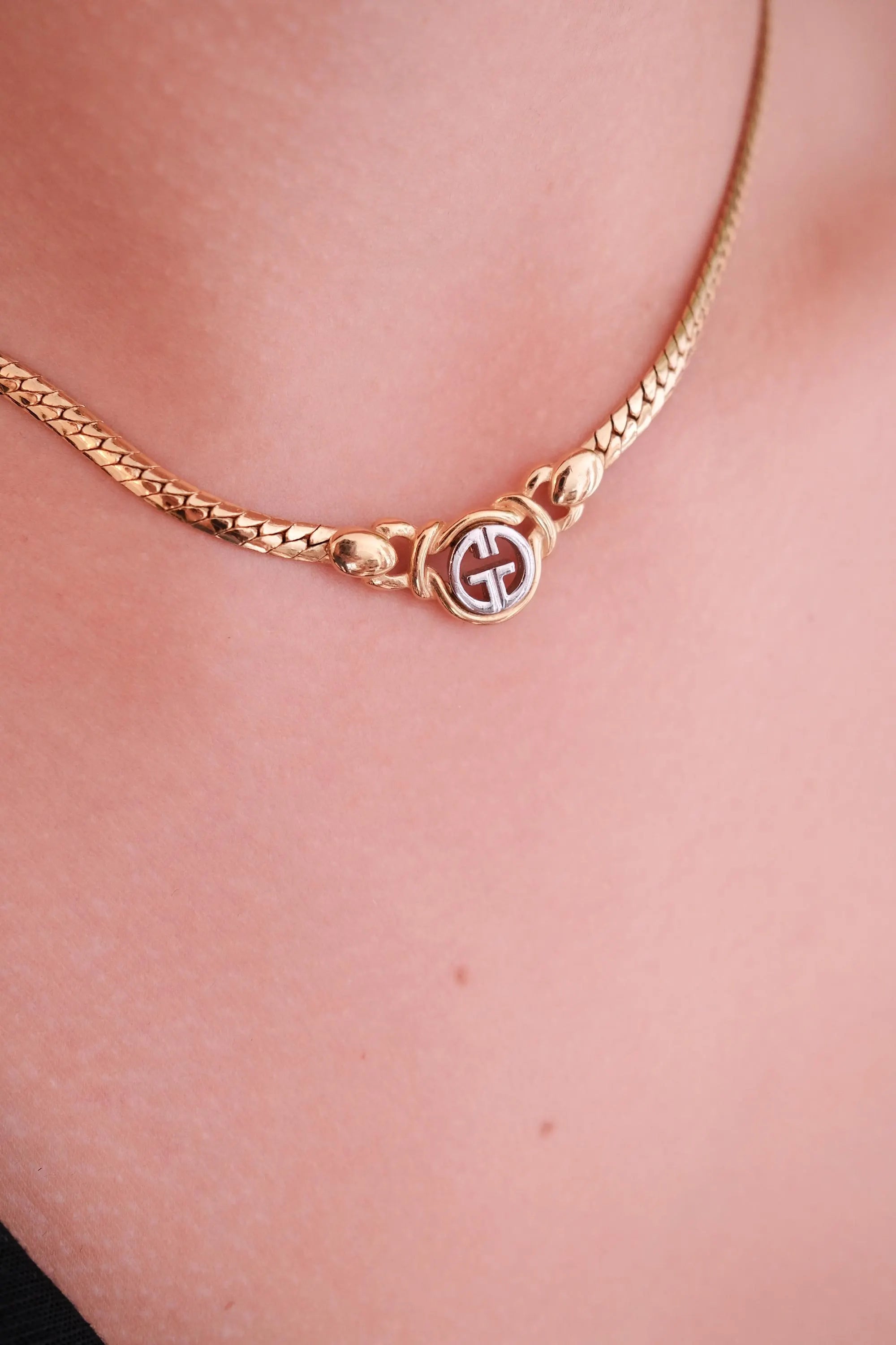 Vintage Givenchy Necklace, Vintage Gold Tone Necklace, Logo Necklace, Vintage Choker Necklace, Jewelry for Women, Gold Chain, Gift for her