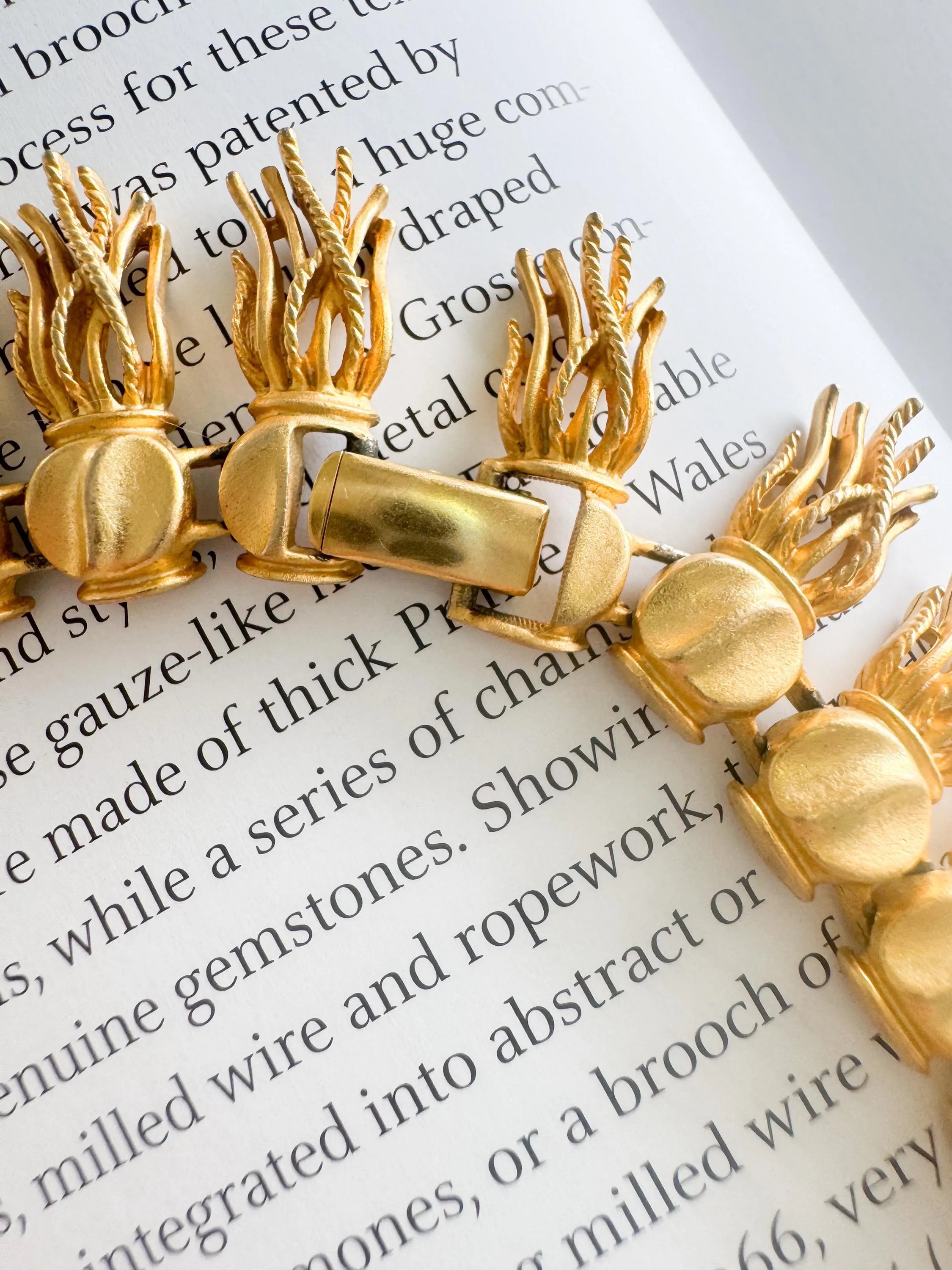 Vintage Givenchy Necklace, Chunky Choker Necklace, Designer High End Jewelry, 80s Vintage, vintage bridal, Necklace Gold, Gift for her