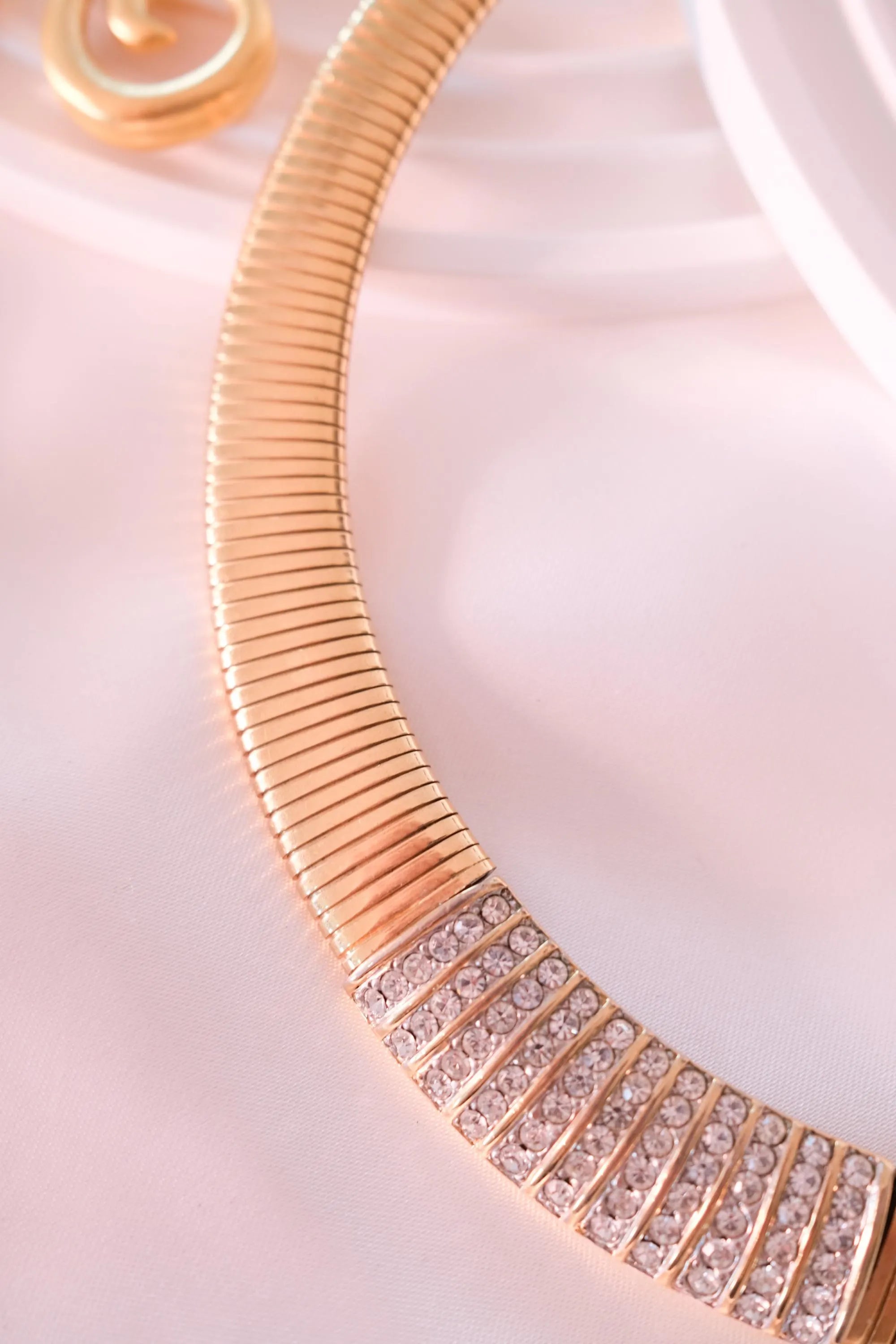 Vintage Gold Tone Choker Necklace: Rhinestone Accent Jewelry