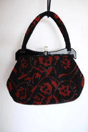 Excellent vintage condition Japanese glass beaded handbag with intricate black and red floral embroidery and structured frame