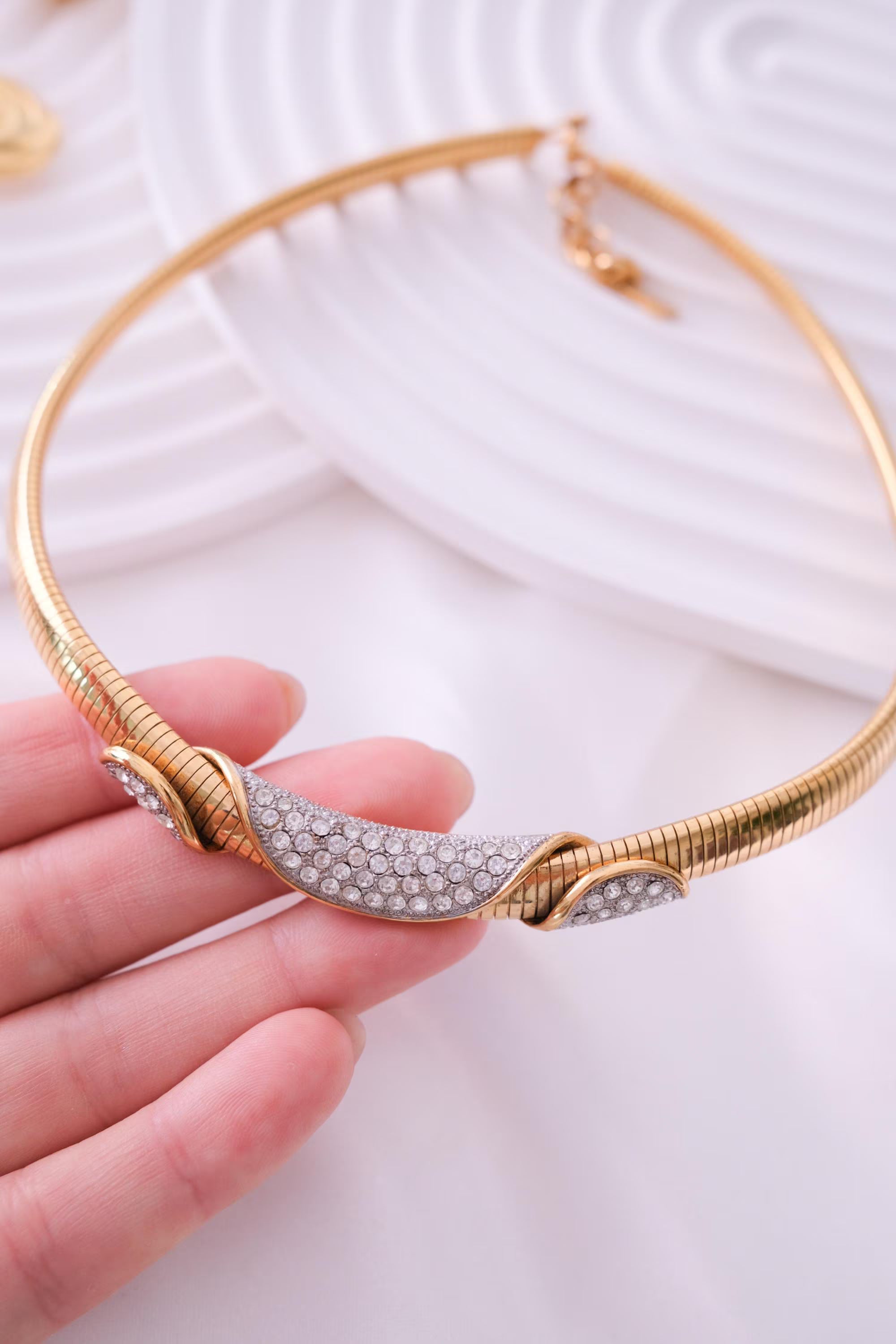 Vintage Lanvin Gaspipe Choker Necklace – 1980s Gold Tone  Tubogas Collar, 43cm , Choker Necklace Gold, Women Charm Necklace, Modern Bridal Necklace, necklace for mom