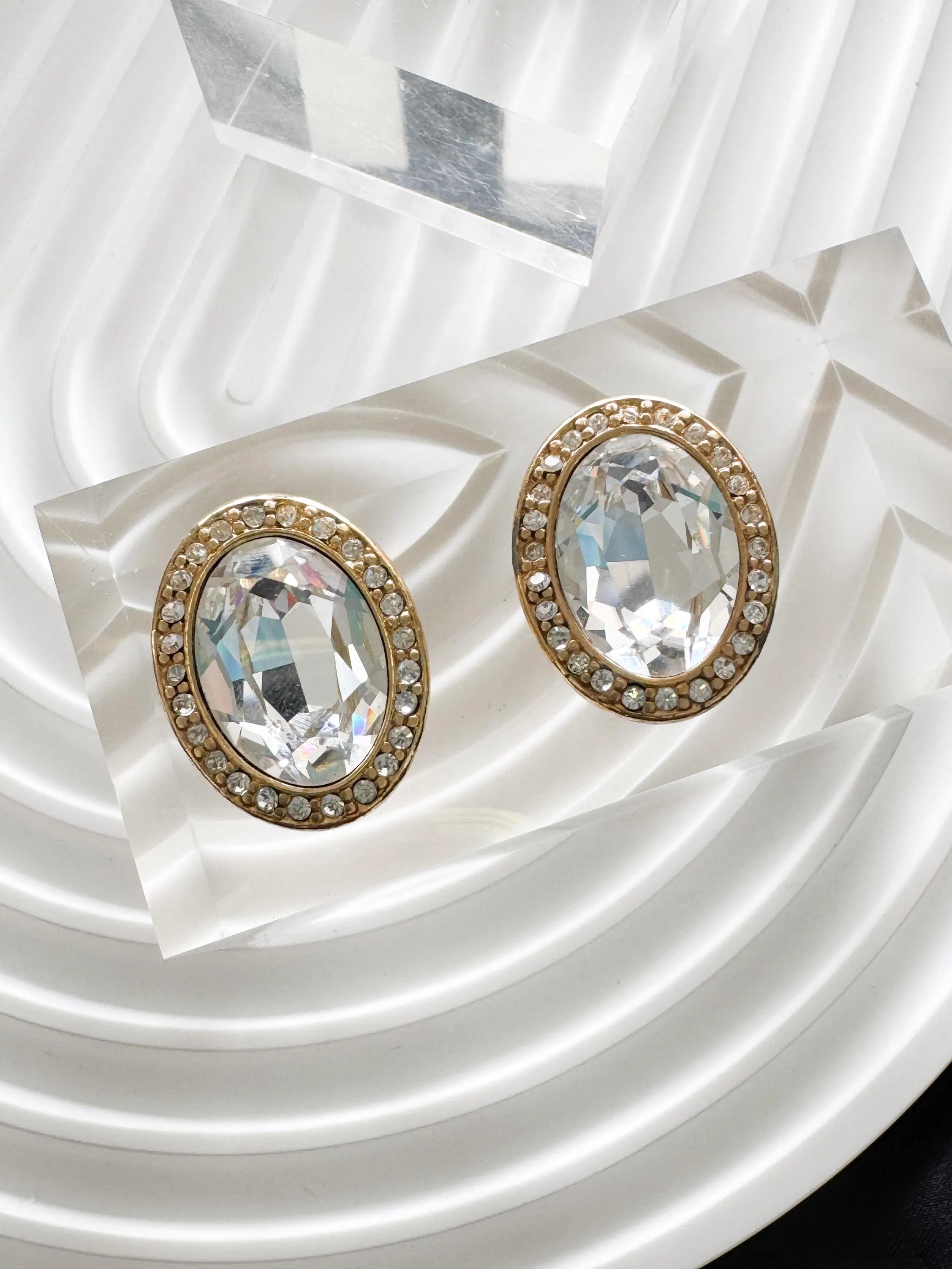 Vintage Monet Crystal Rhinestone Clip On Earrings 1980s Gold Tone, Statement Earrings, Vintage Rhinestone, Bridal Earrings