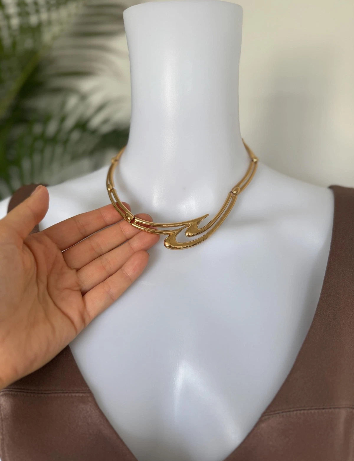 Vintage Monet Necklace, Gold Tone Necklace, Choker Necklace Hook, massive choker, Vintage Jewelry, Jewelry for Women, Gift for her