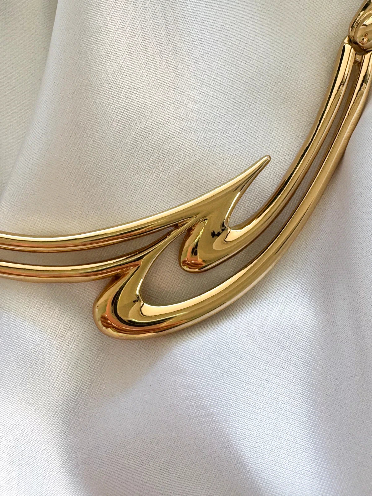 Vintage Monet Necklace, Gold Tone Necklace, Choker Necklace Hook, massive choker, Vintage Jewelry, Jewelry for Women, Gift for her