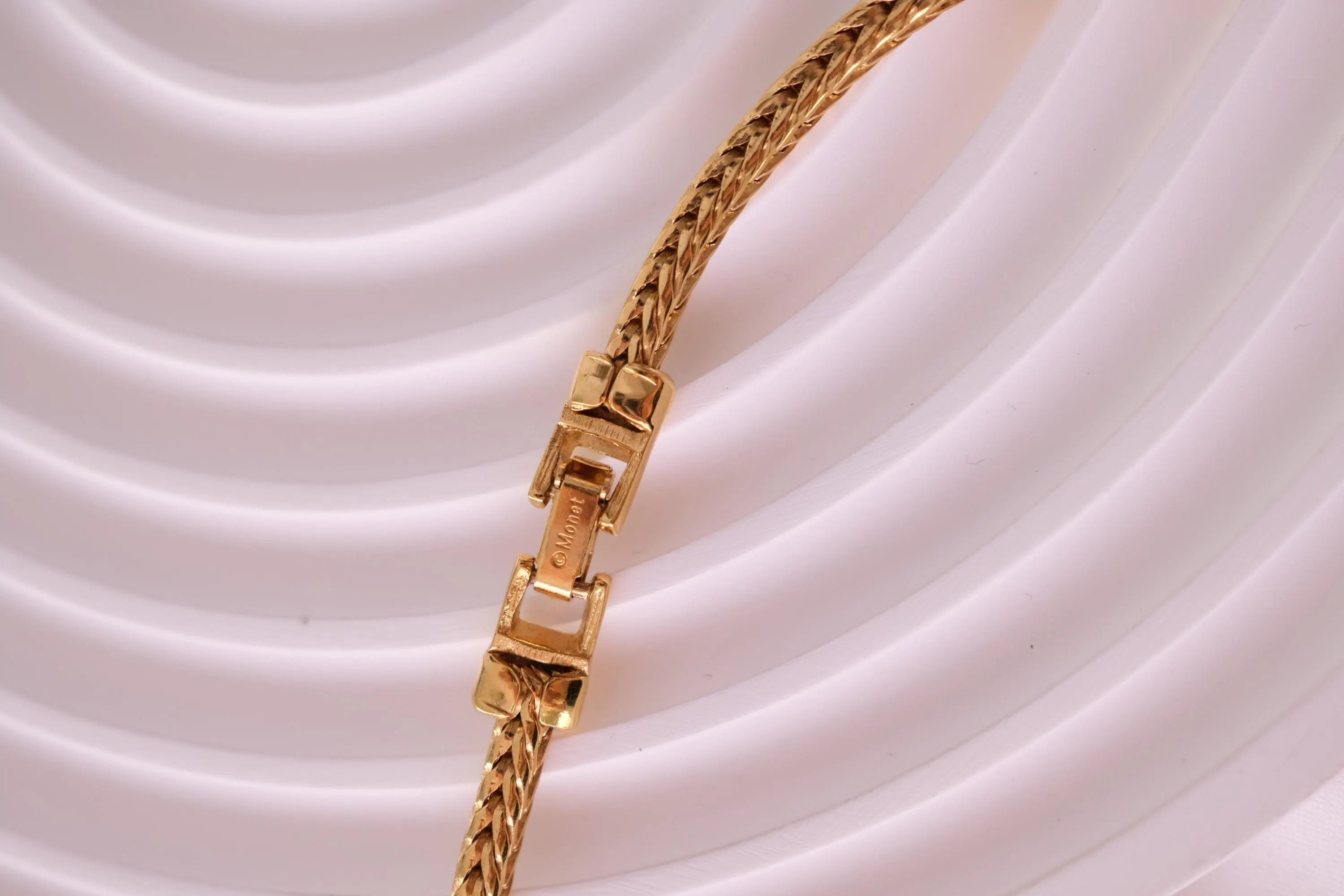 Vintage Monet Necklace Charm, Gold Tone Necklace, cream Enamel, Choker Monet   Necklace, Vintage Jewelry, Jewelry for Women, Gift for her