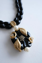 Vintage Nina Ricci necklace designer luxury jewelry refined detail
