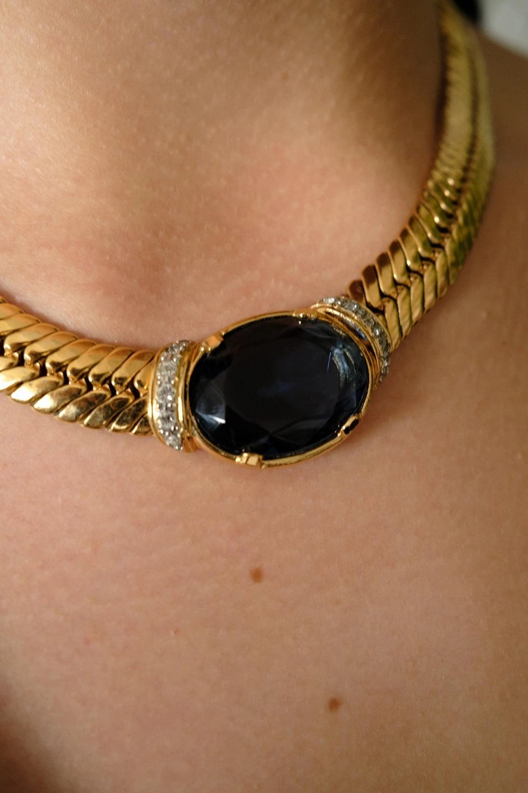 Vintage Vogue Bijoux Choker Necklace 1980s Gold Collar with Blue Cabochon, Statement Jewelry, Signed Designer Piece, Vintage Jewelry Women