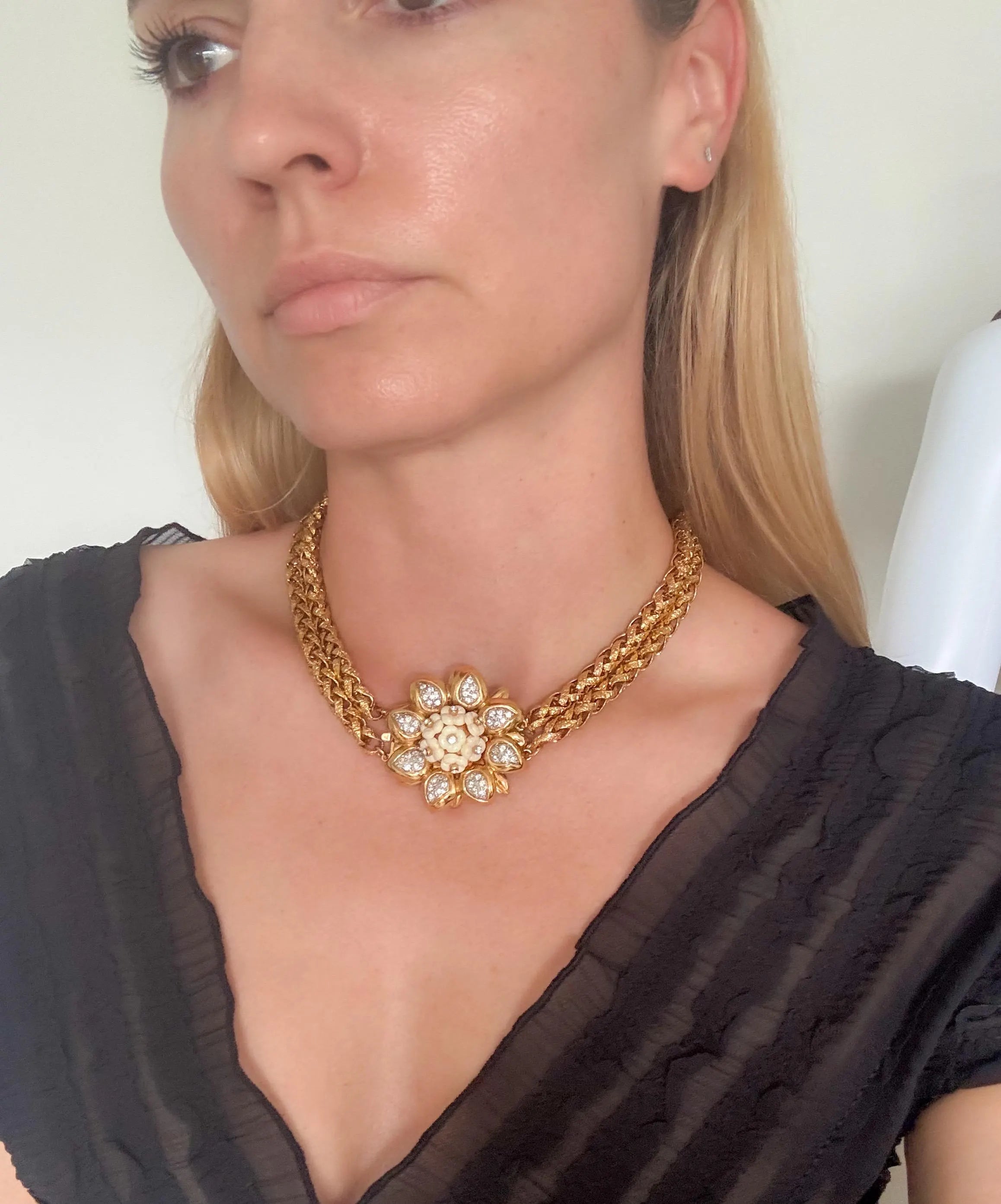 Vintage Vogue Bijoux Choker Necklace 1980s Gold Collar with flower design , Statement Jewelry, Signed Designer Piece, Vintage Jewelry Women